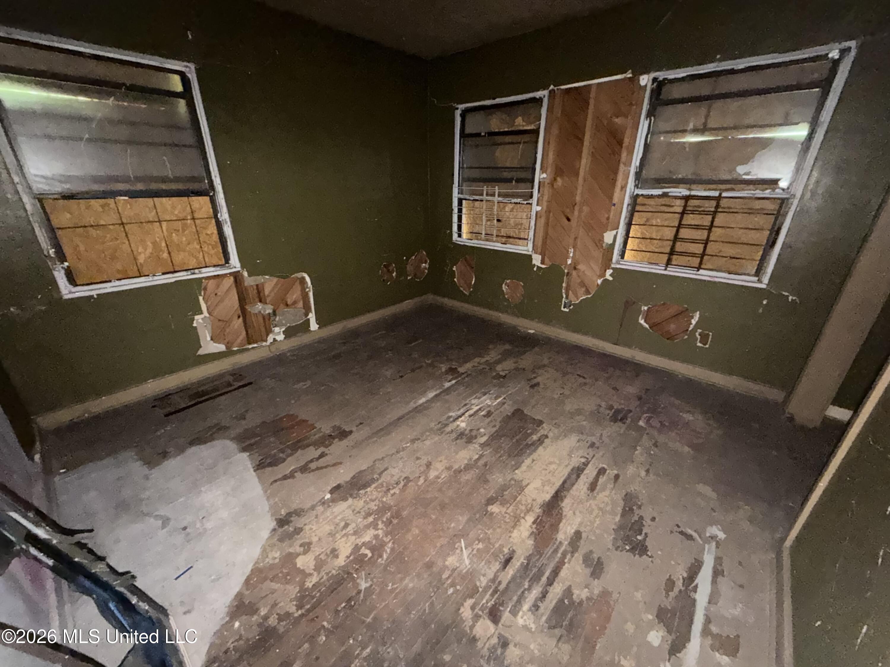 827 Dorgan Street Property Photo 6