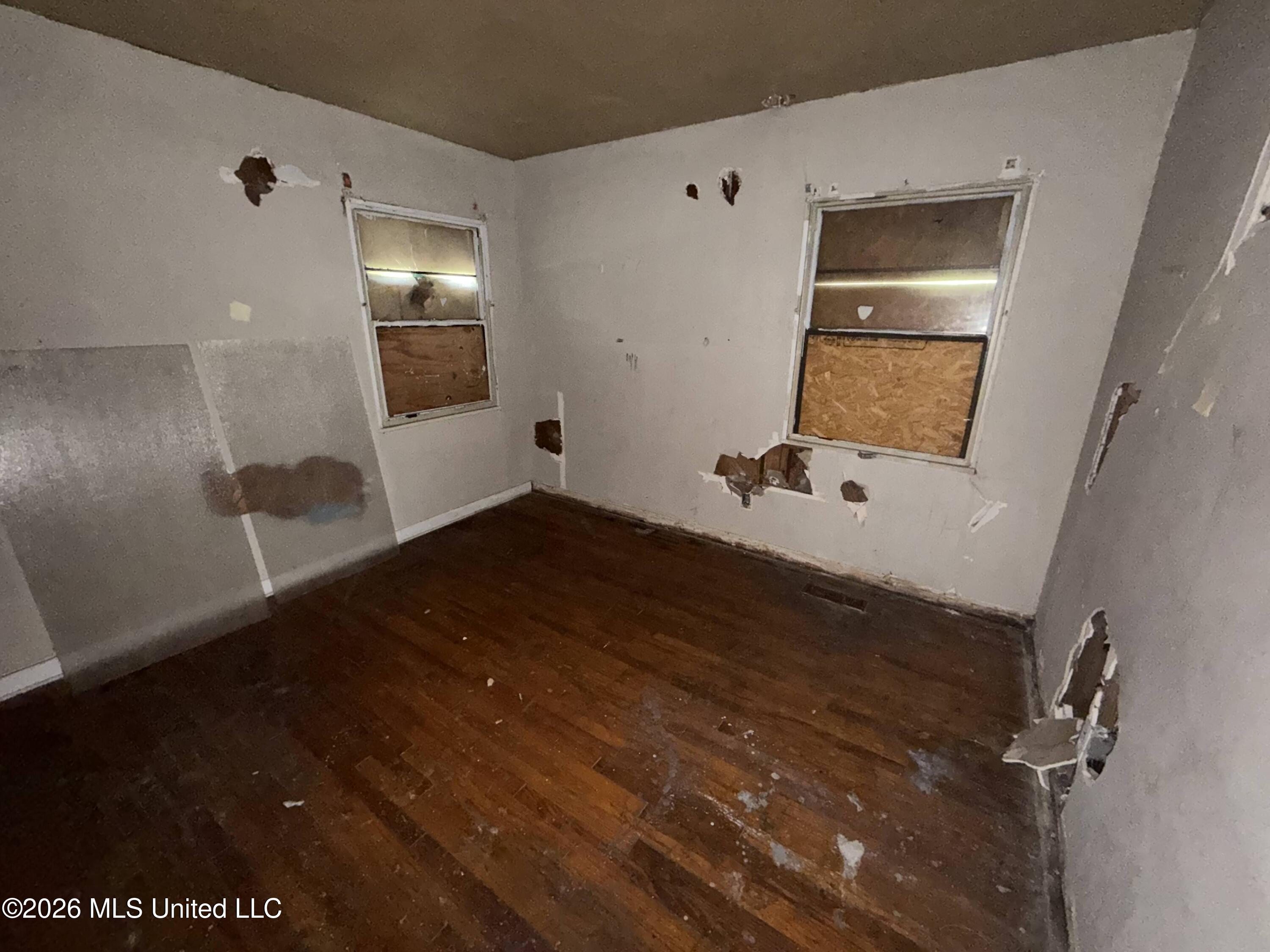 827 Dorgan Street Property Photo 8