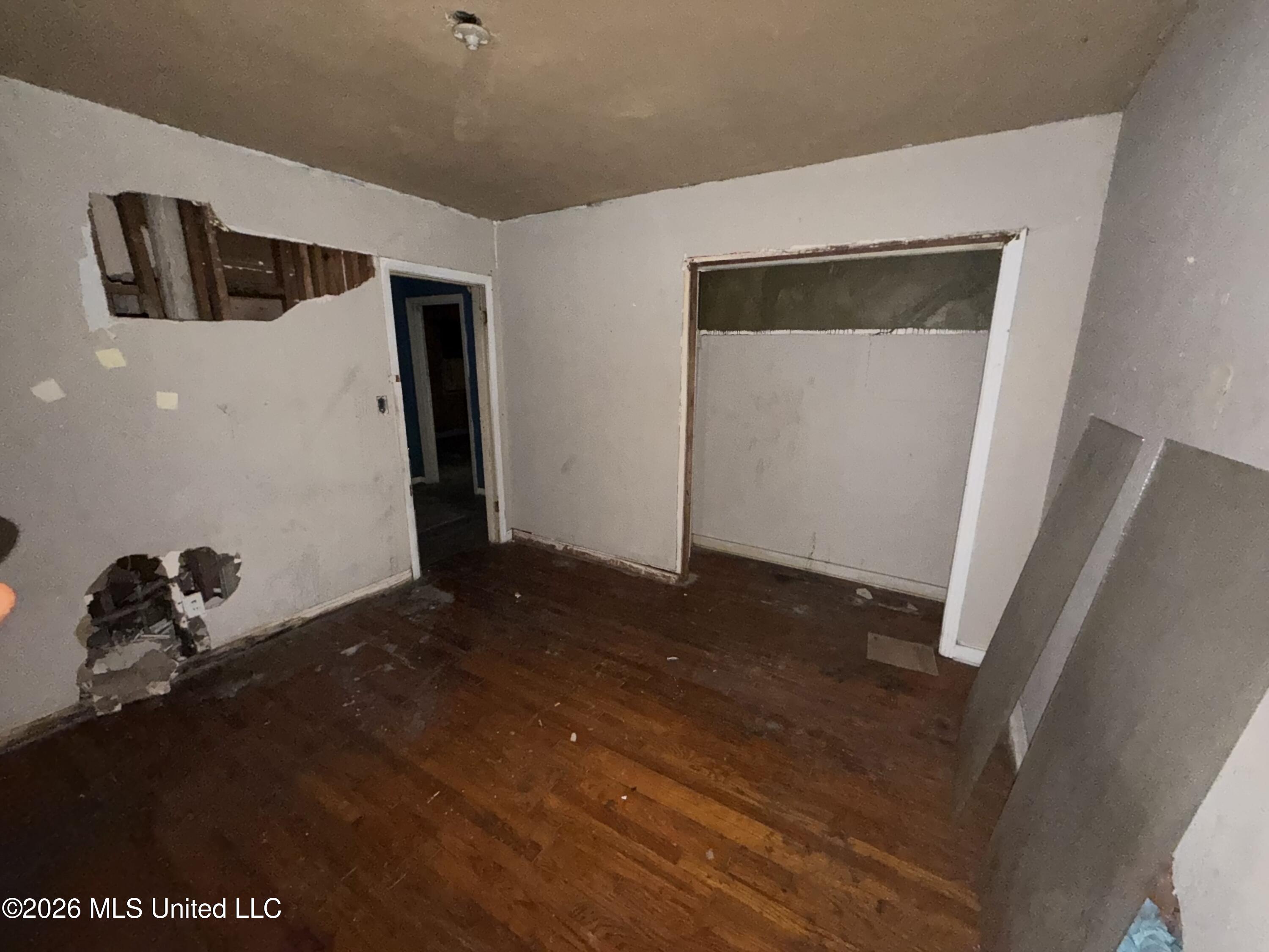 827 Dorgan Street Property Photo 9