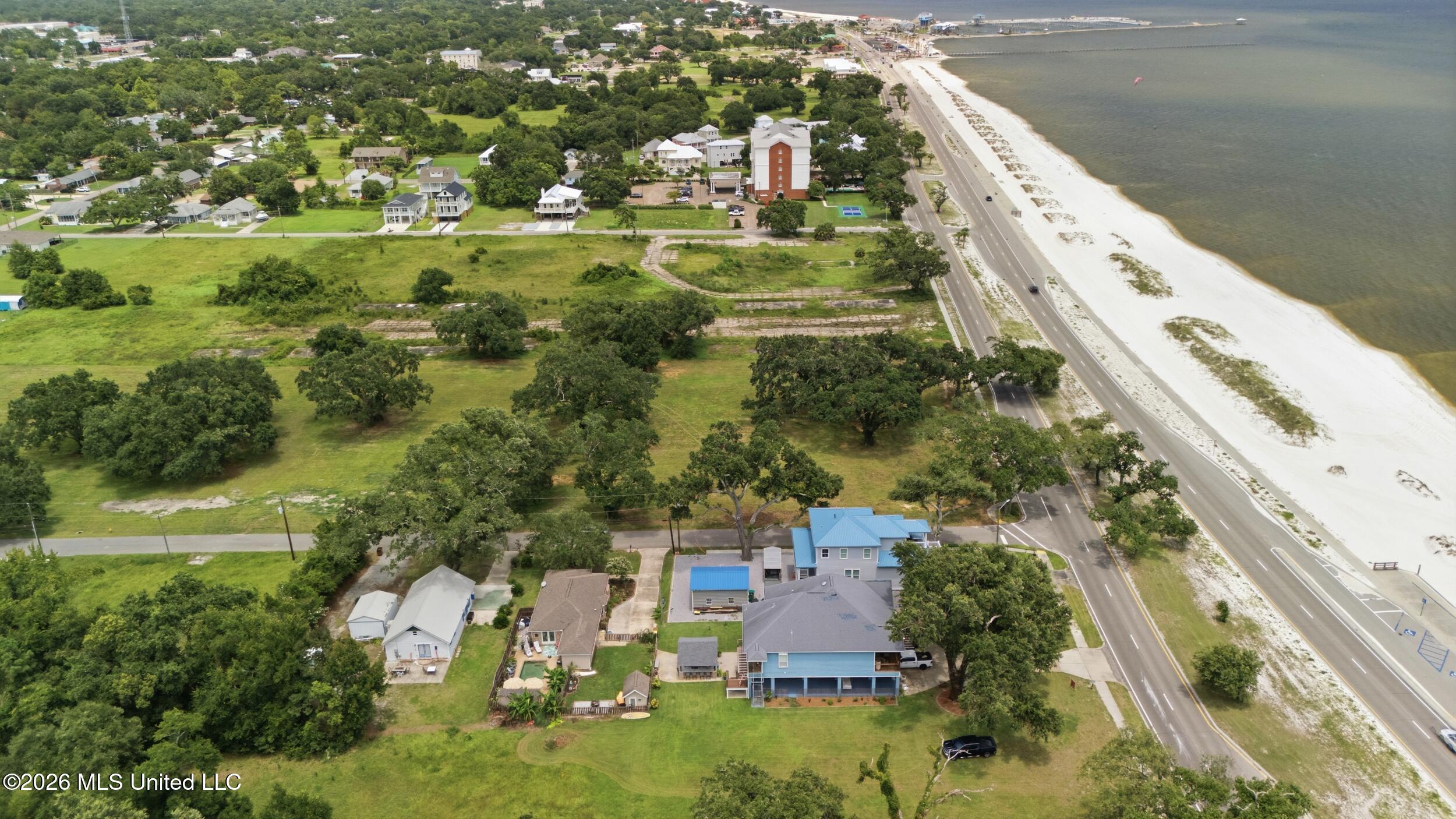 W Beach Boulevard Property Photo 10