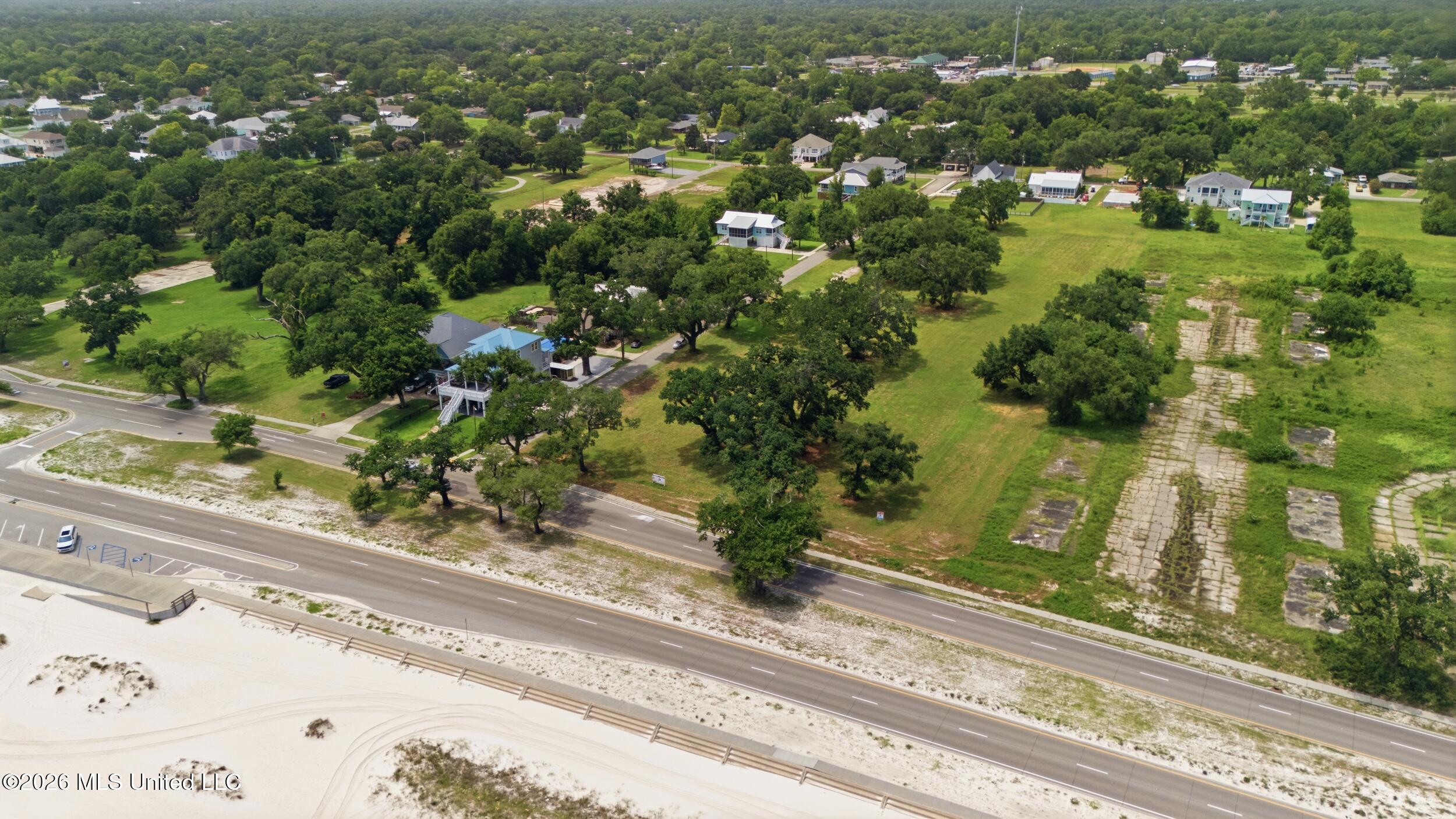 W Beach Boulevard Property Photo 14