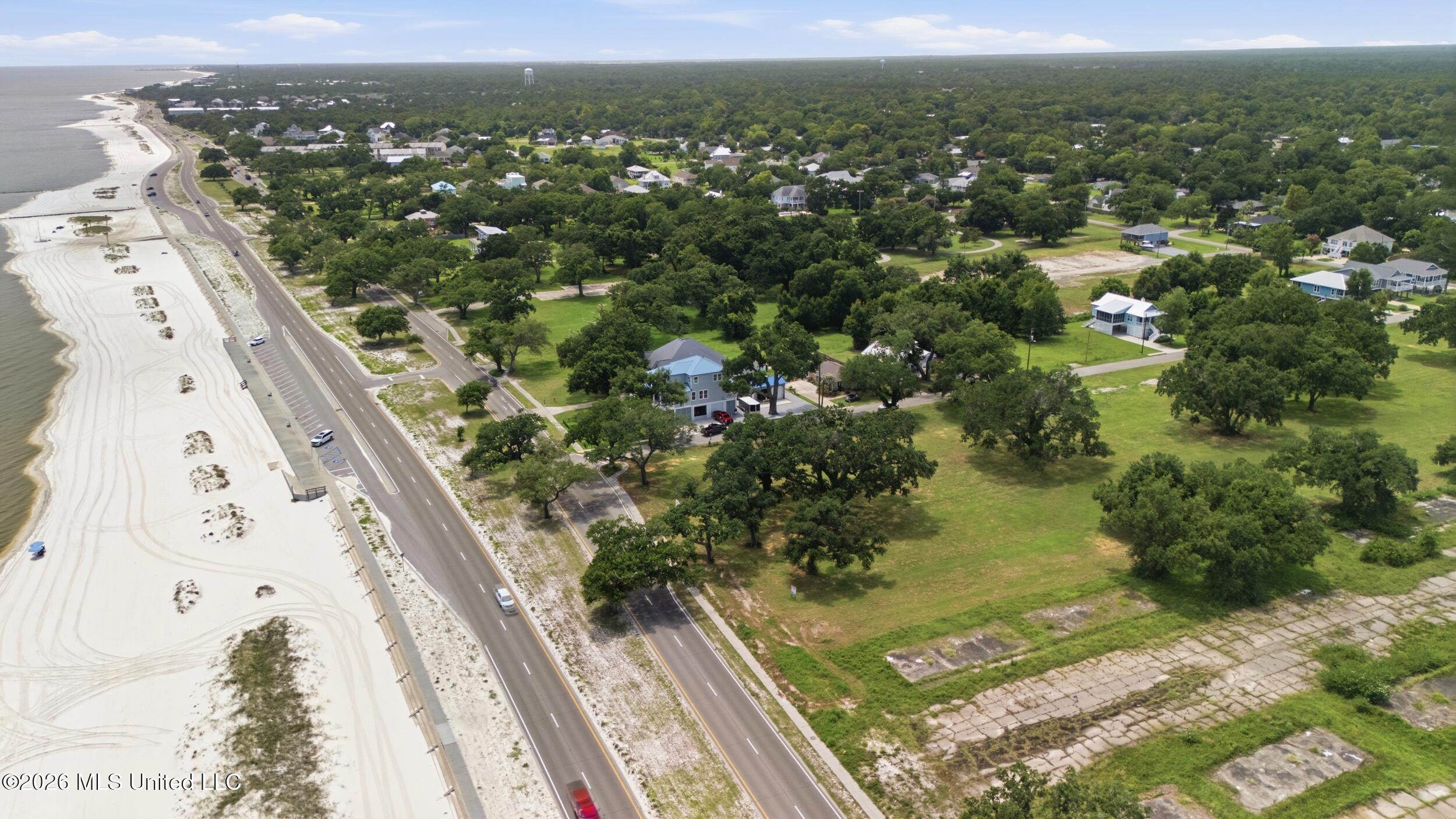W Beach Boulevard Property Photo 15