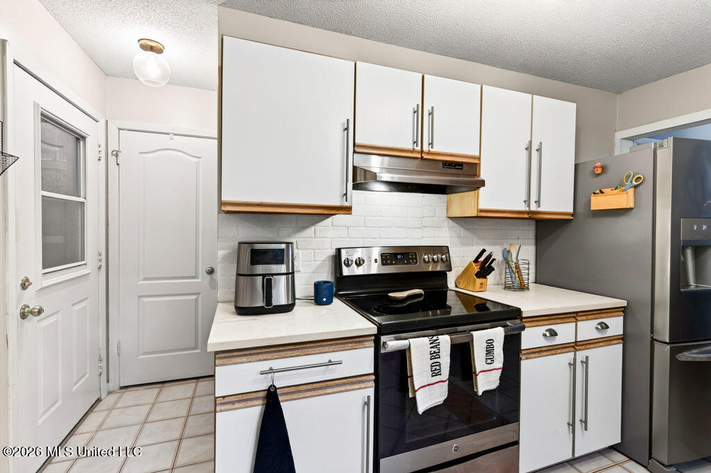 6553 Alakoko Drive Property Photo 16