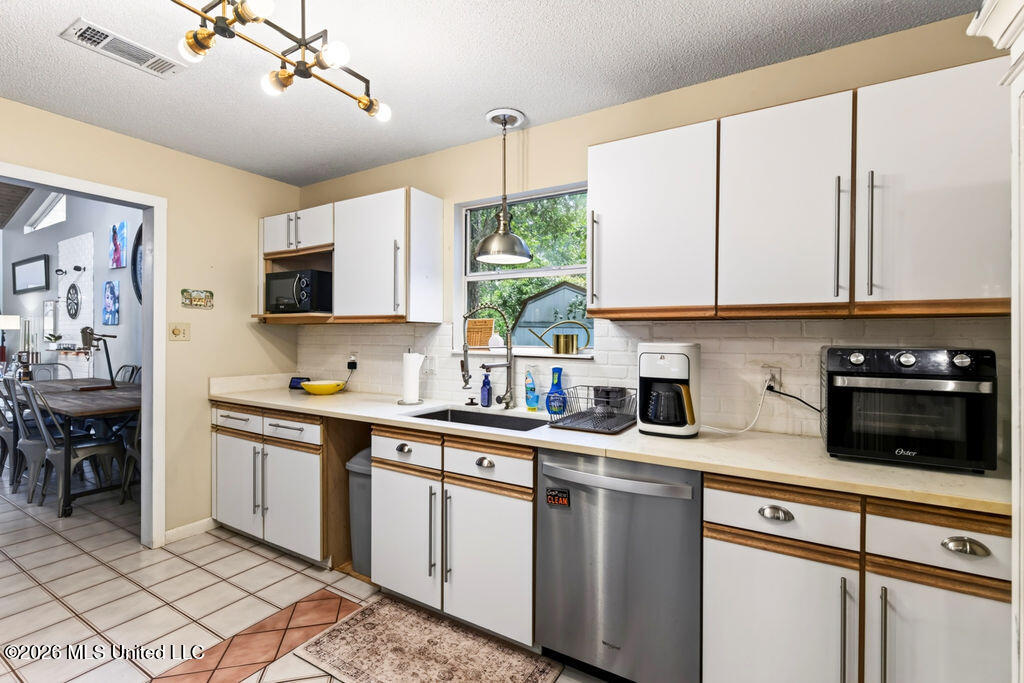 6553 Alakoko Drive Property Photo 17