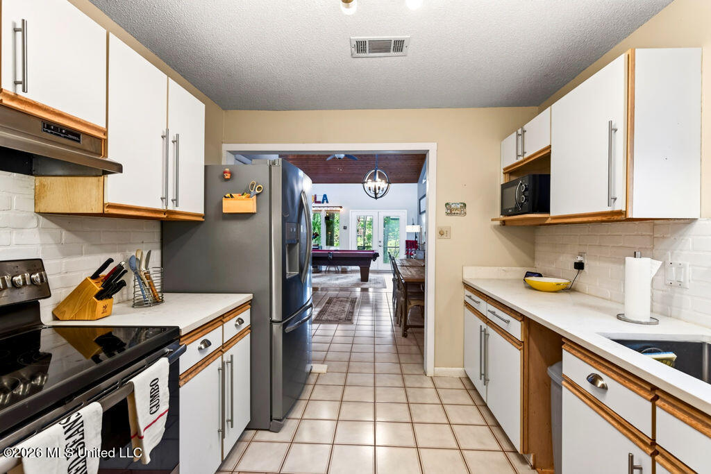 6553 Alakoko Drive Property Photo 18