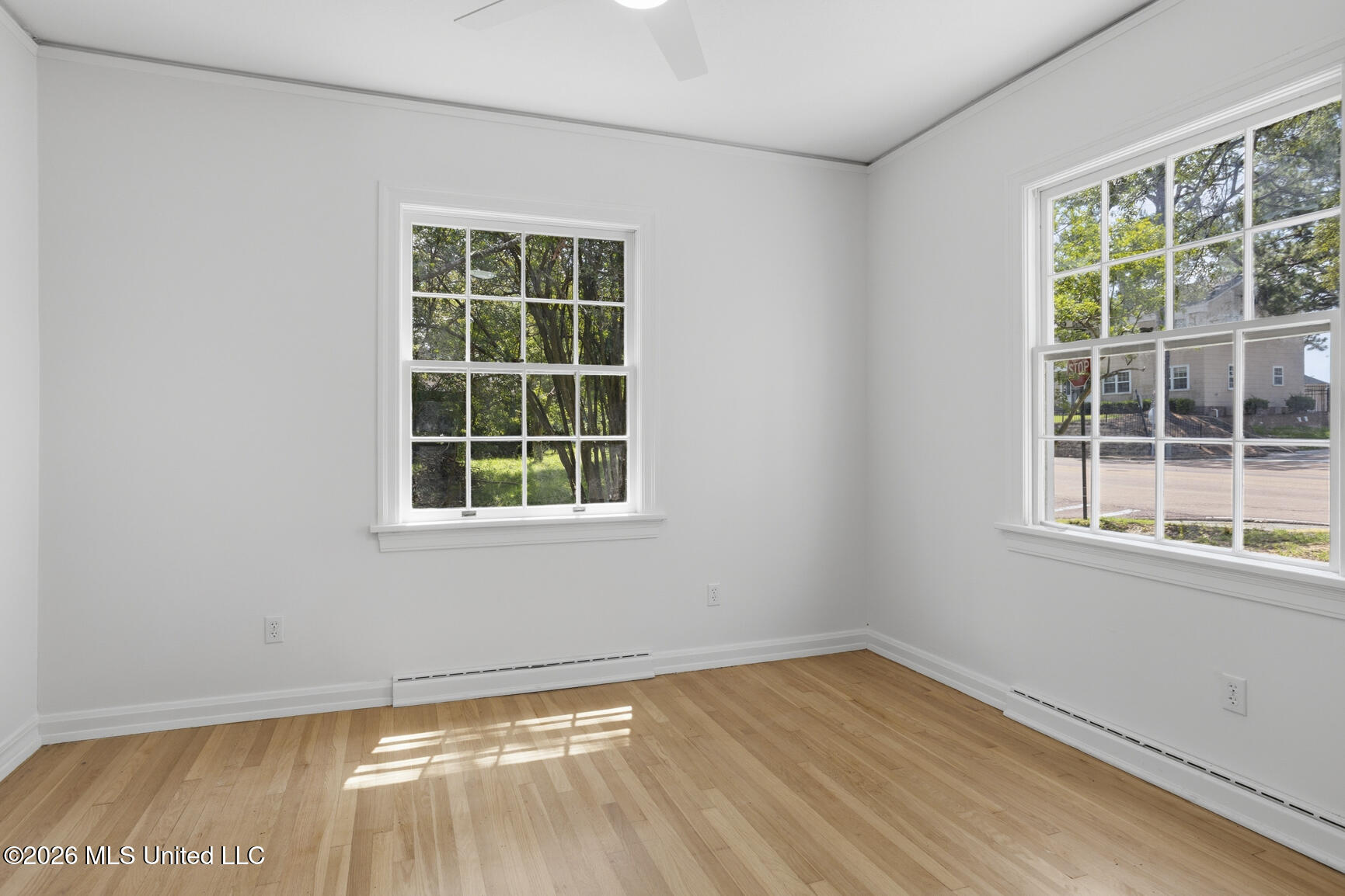 1224 E Fortification Street Property Photo 14