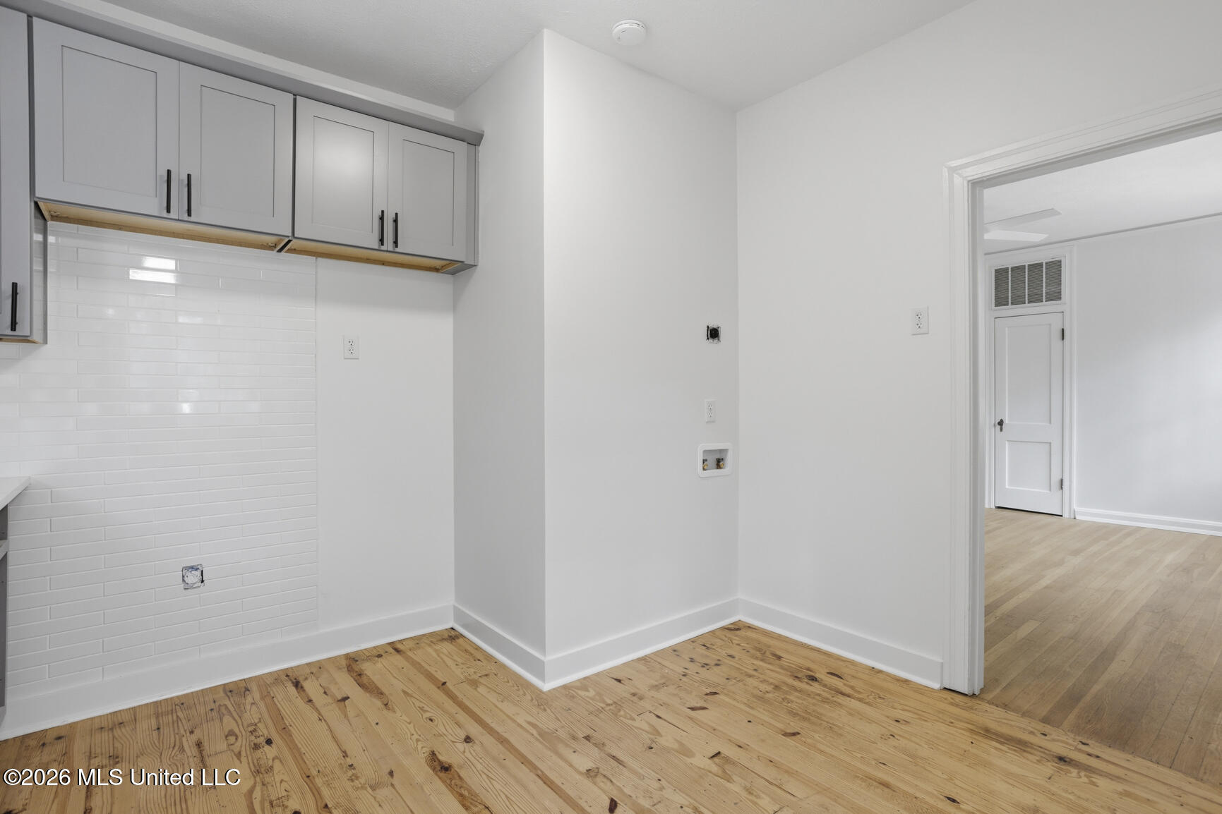 1224 E Fortification Street Property Photo 20