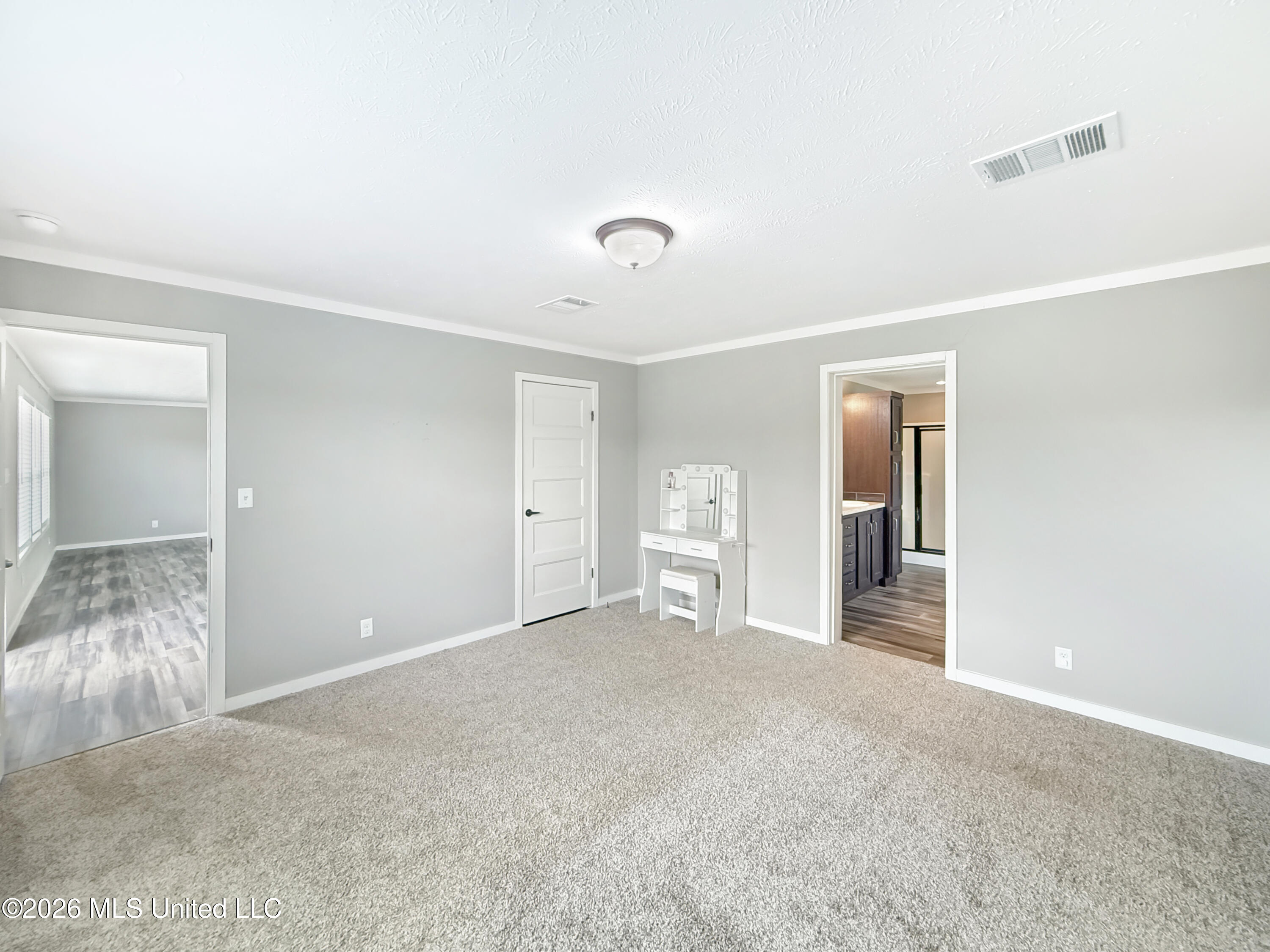 1092 Ms-43 Property Photo 12