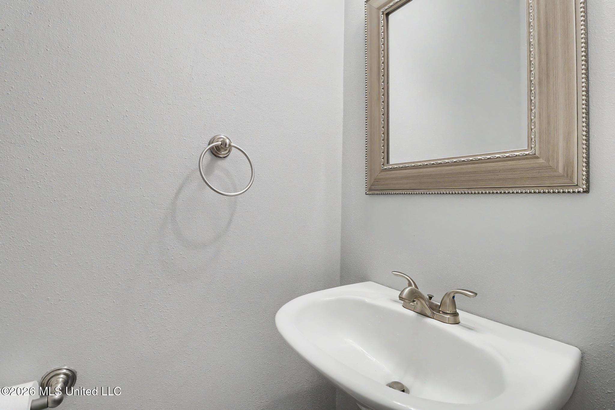 14085 Remington Drive Property Photo 11