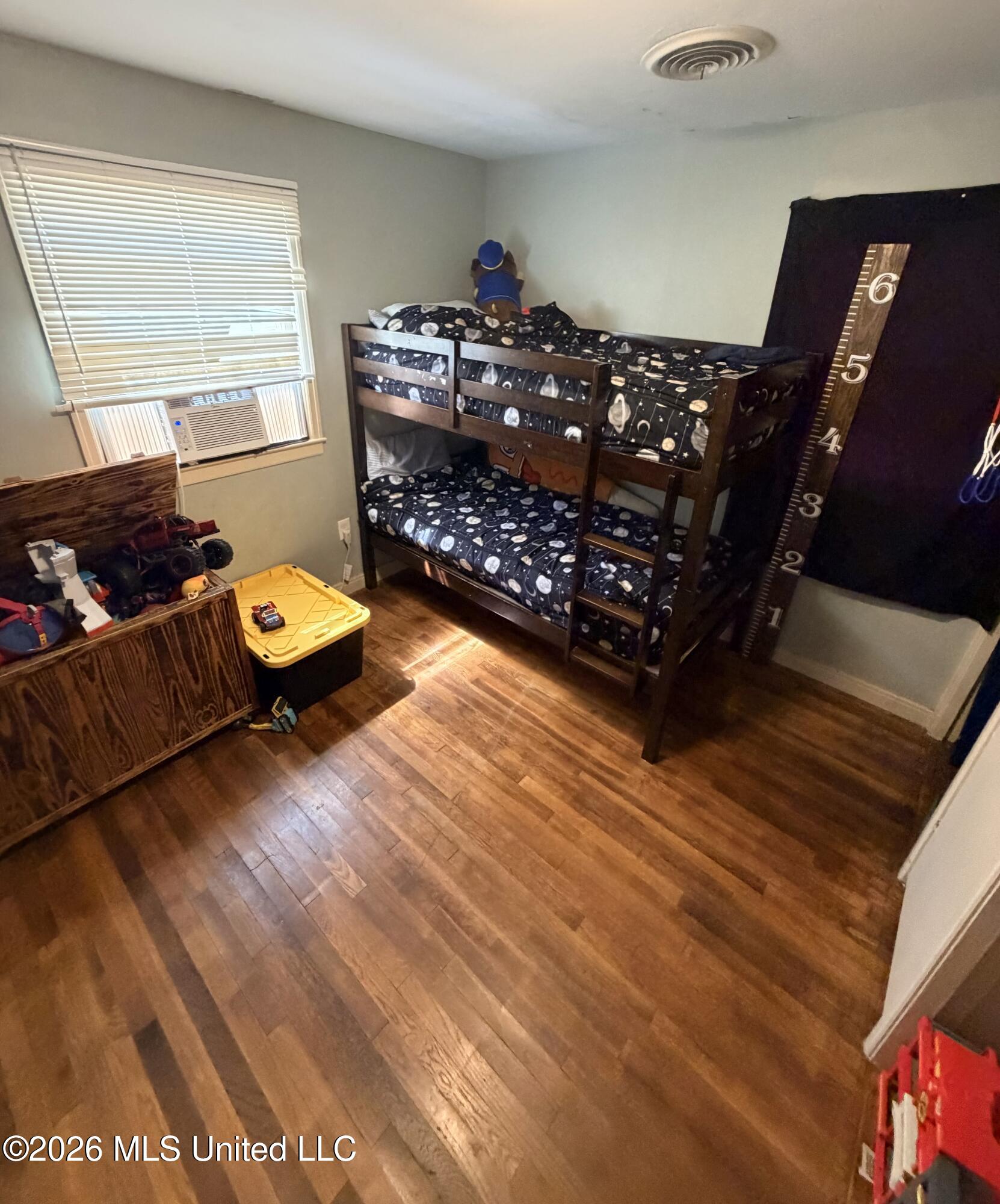 1621 Camellia Street Property Photo 7