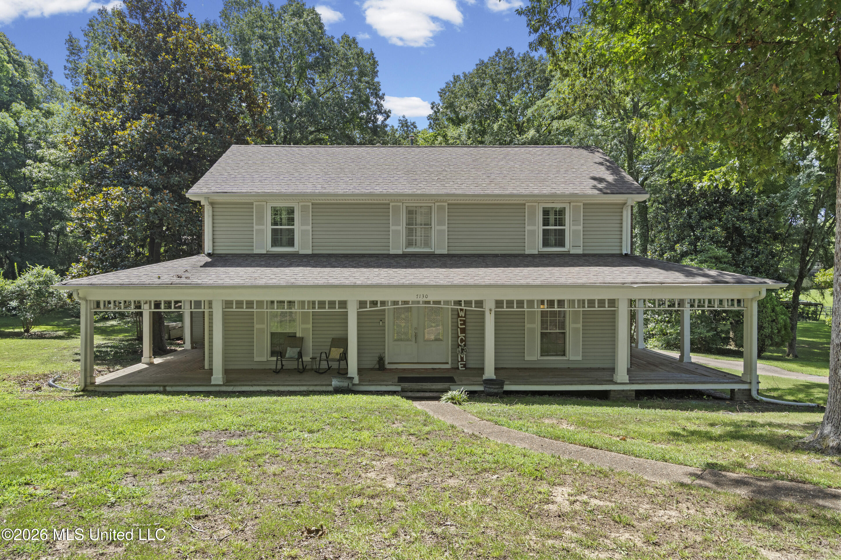 7130 Country Oaks Drive Property Photo 4