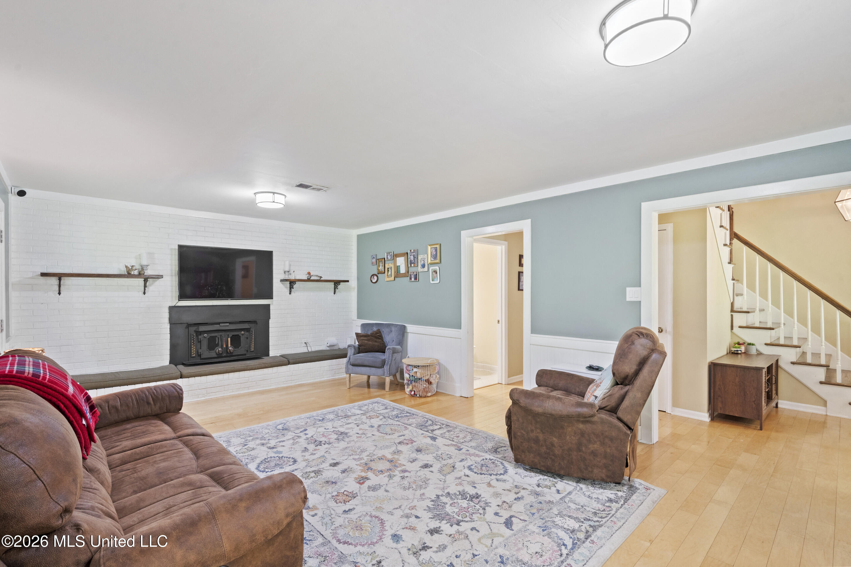 7130 Country Oaks Drive Property Photo 14