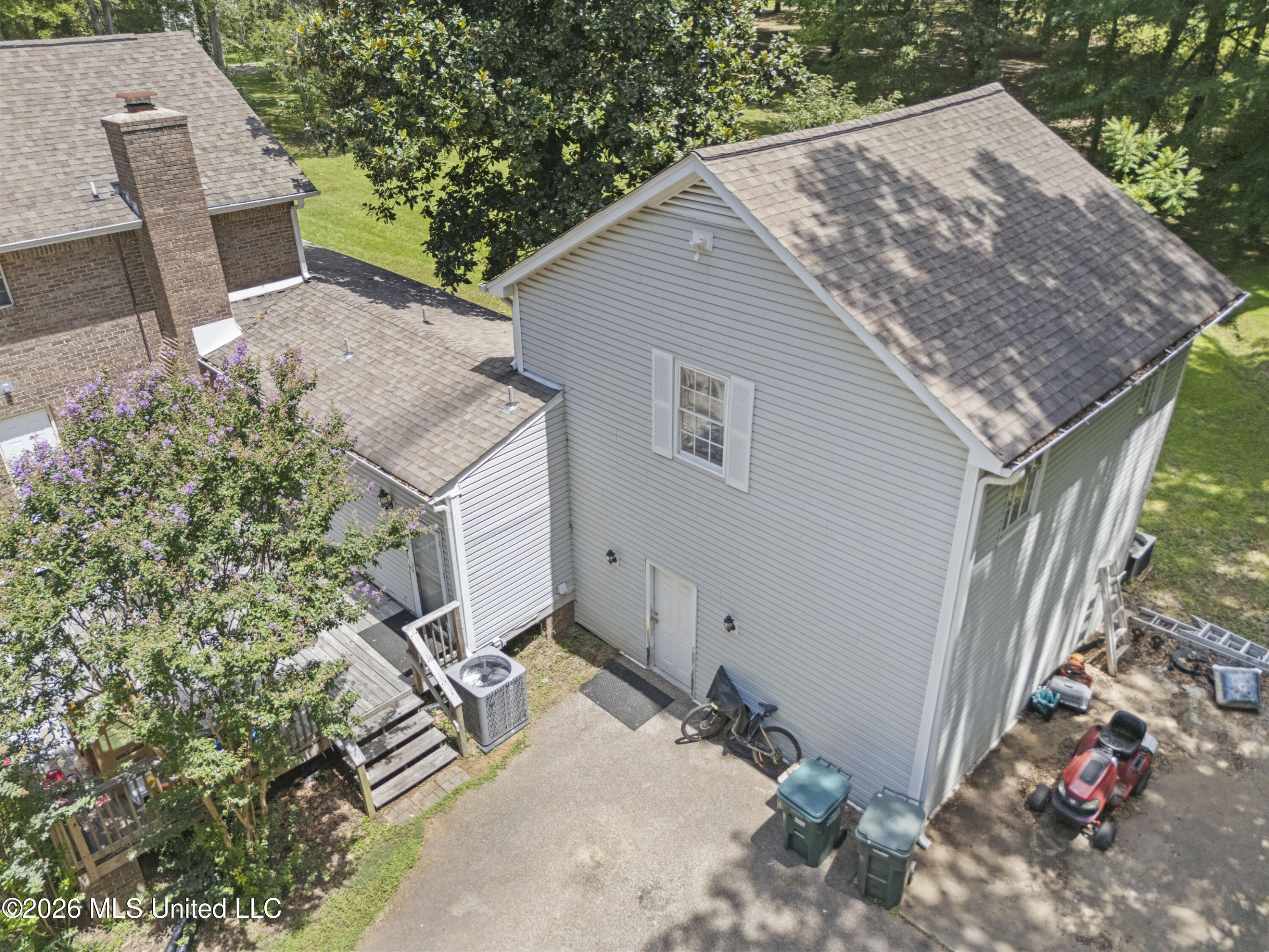 7130 Country Oaks Drive Property Photo 35
