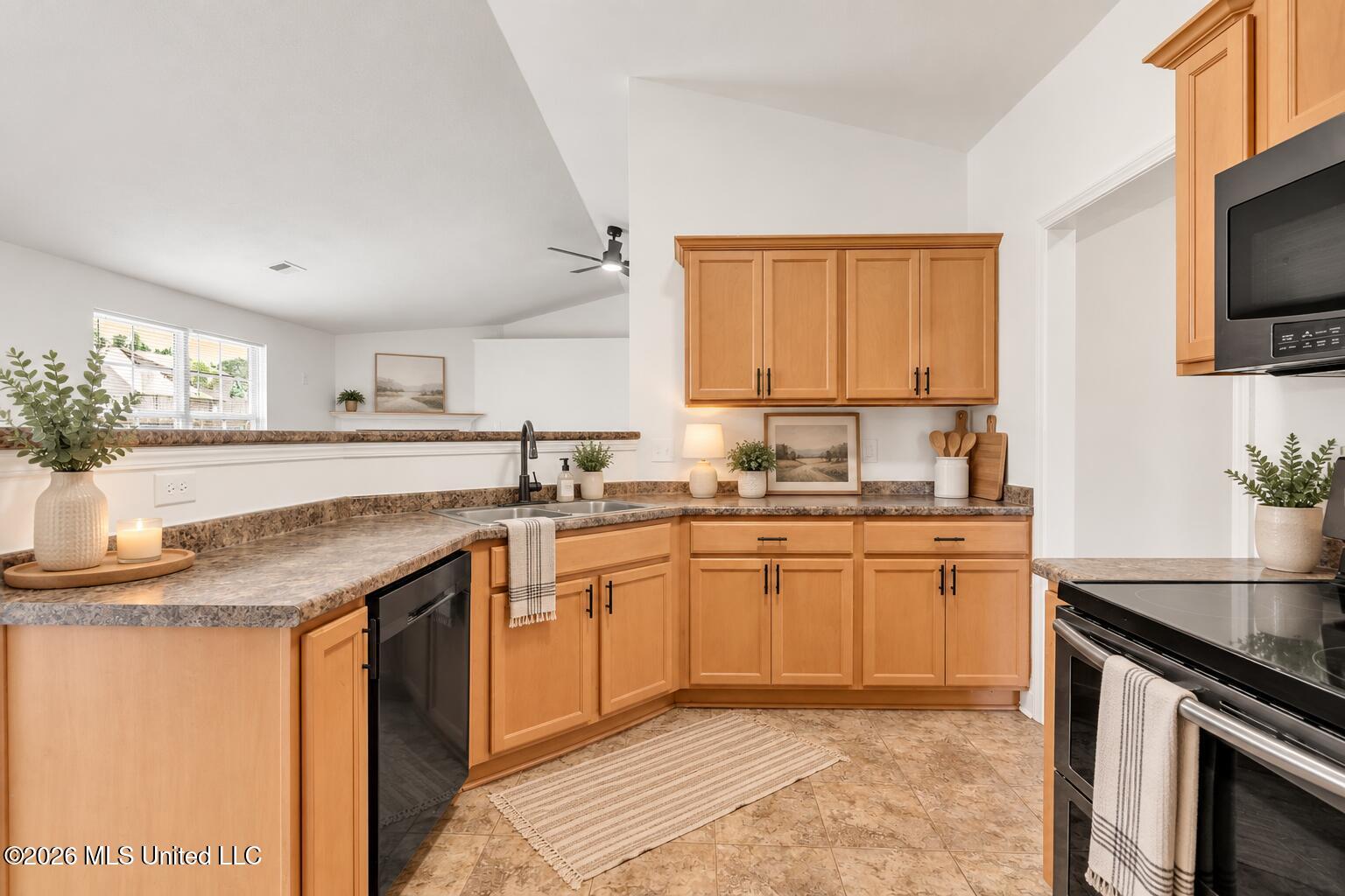 7692 E Brierfield Drive Property Photo 4