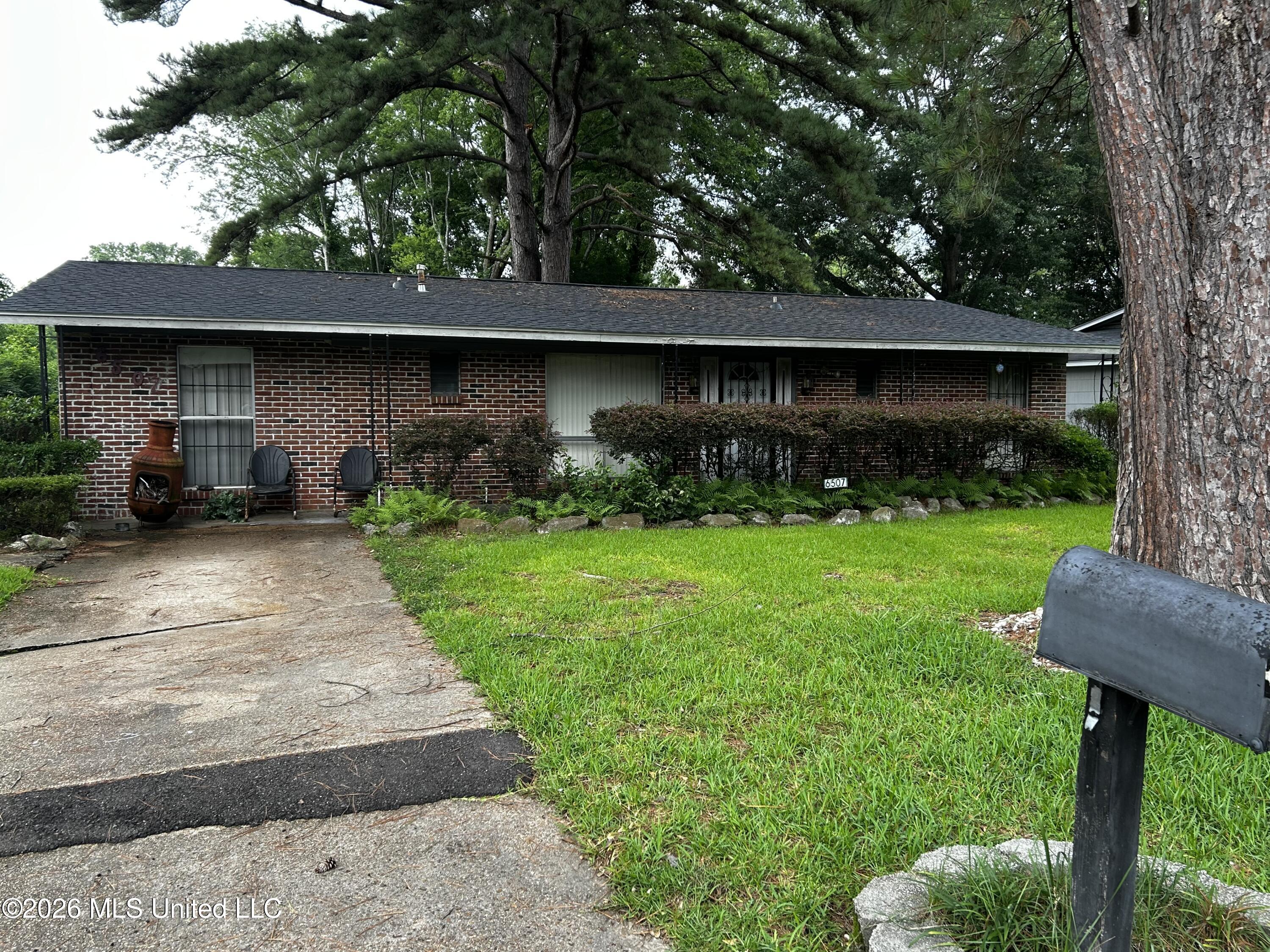 6507 George Washington Drive Property Photo 1