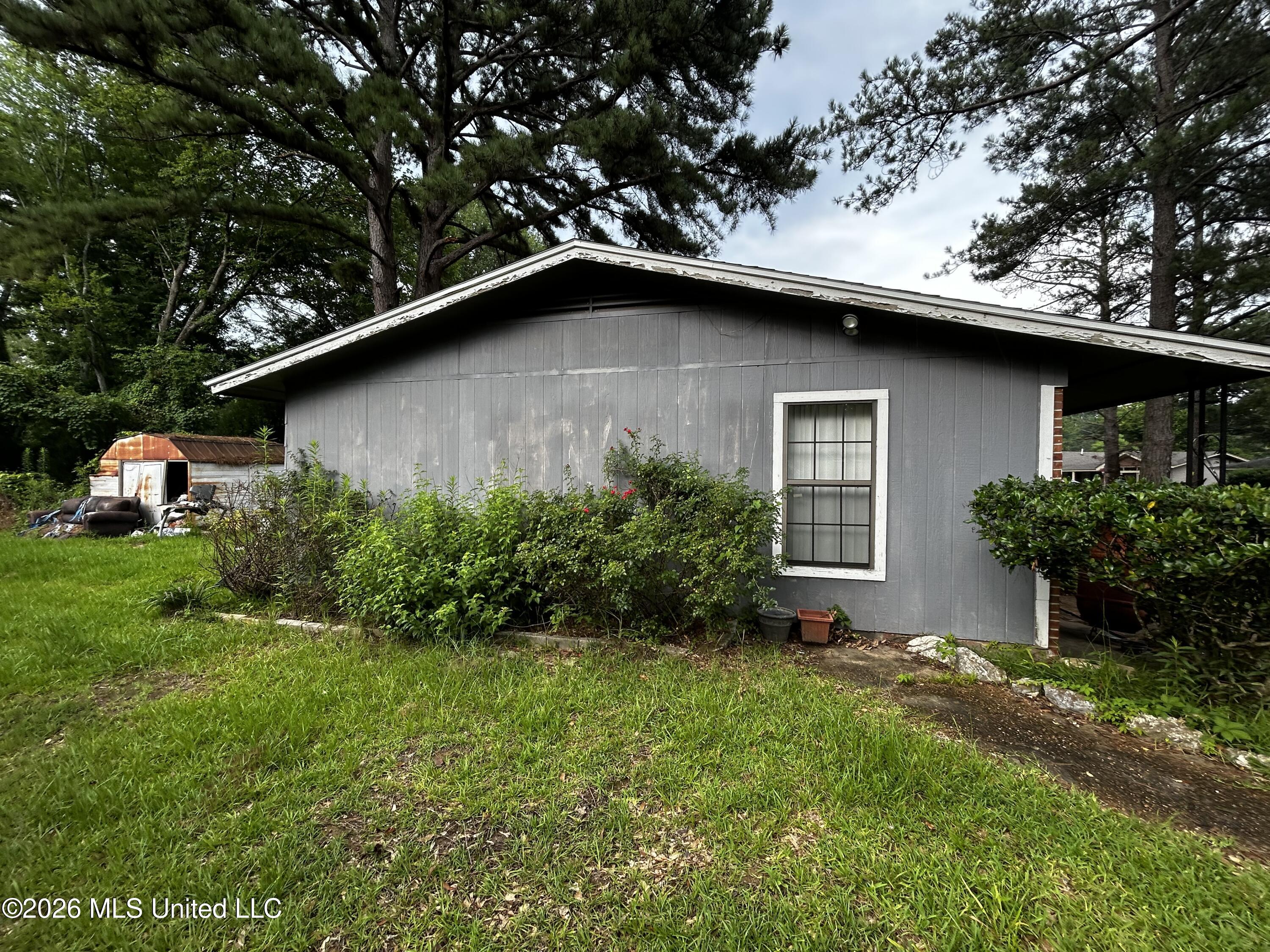 6507 George Washington Drive Property Photo 9