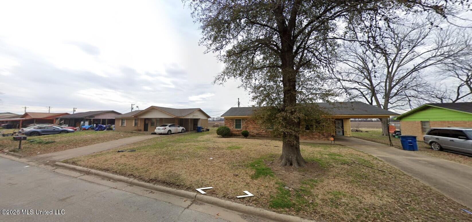 5 Lincoln Drive Property Photo 15