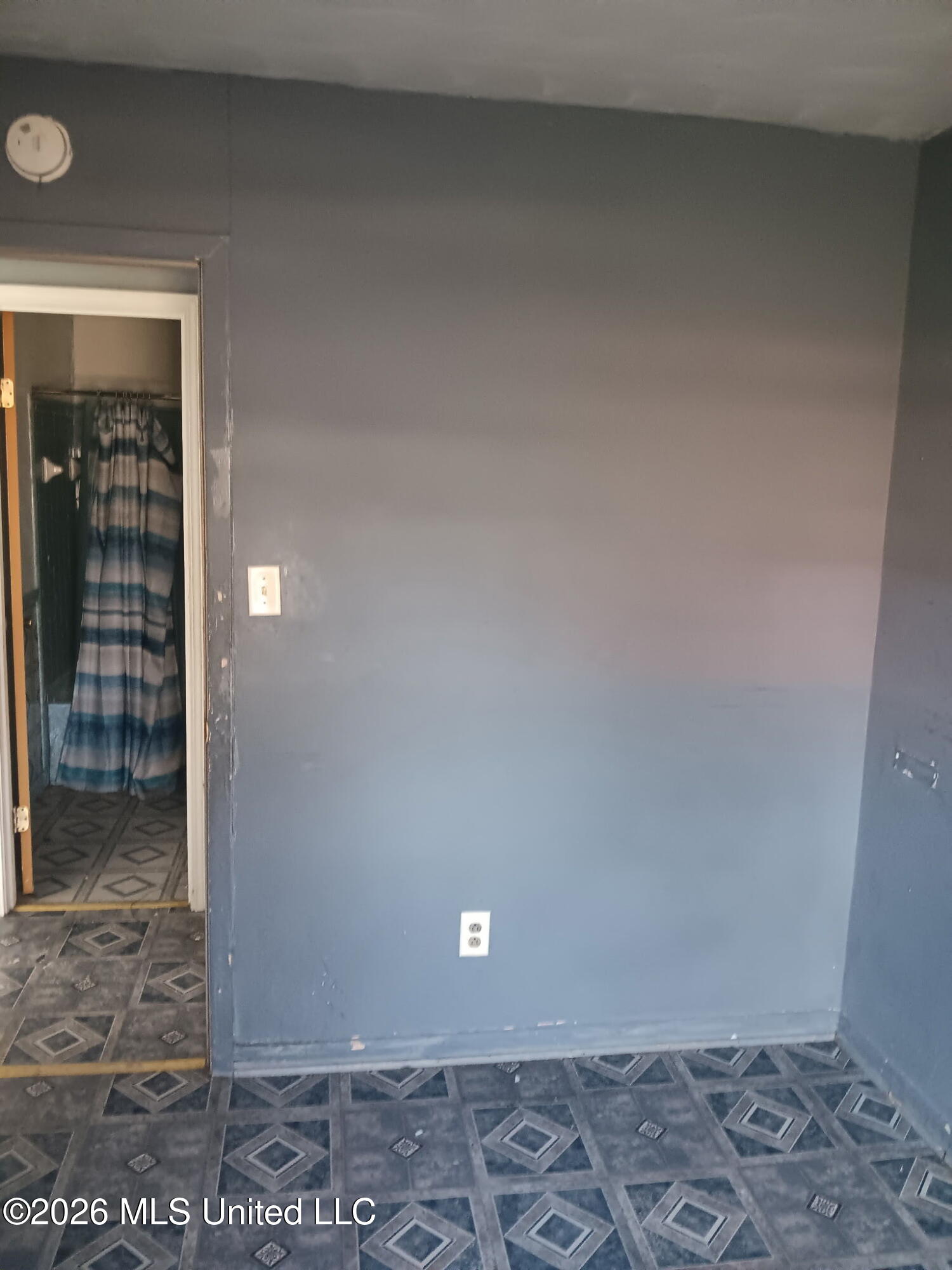 5 Lincoln Drive Property Photo 17