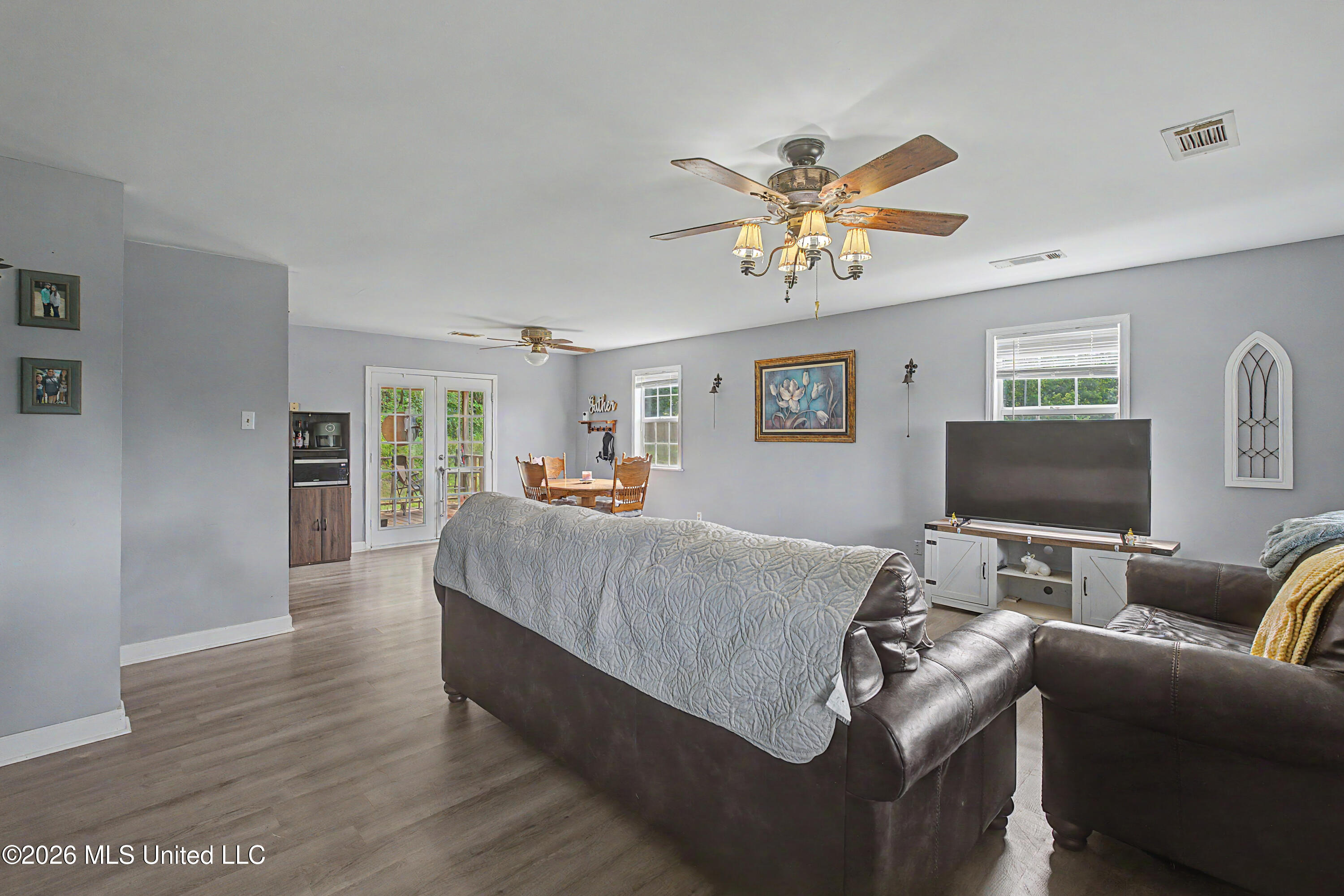 4437 Jason Patrick Road Property Photo 8