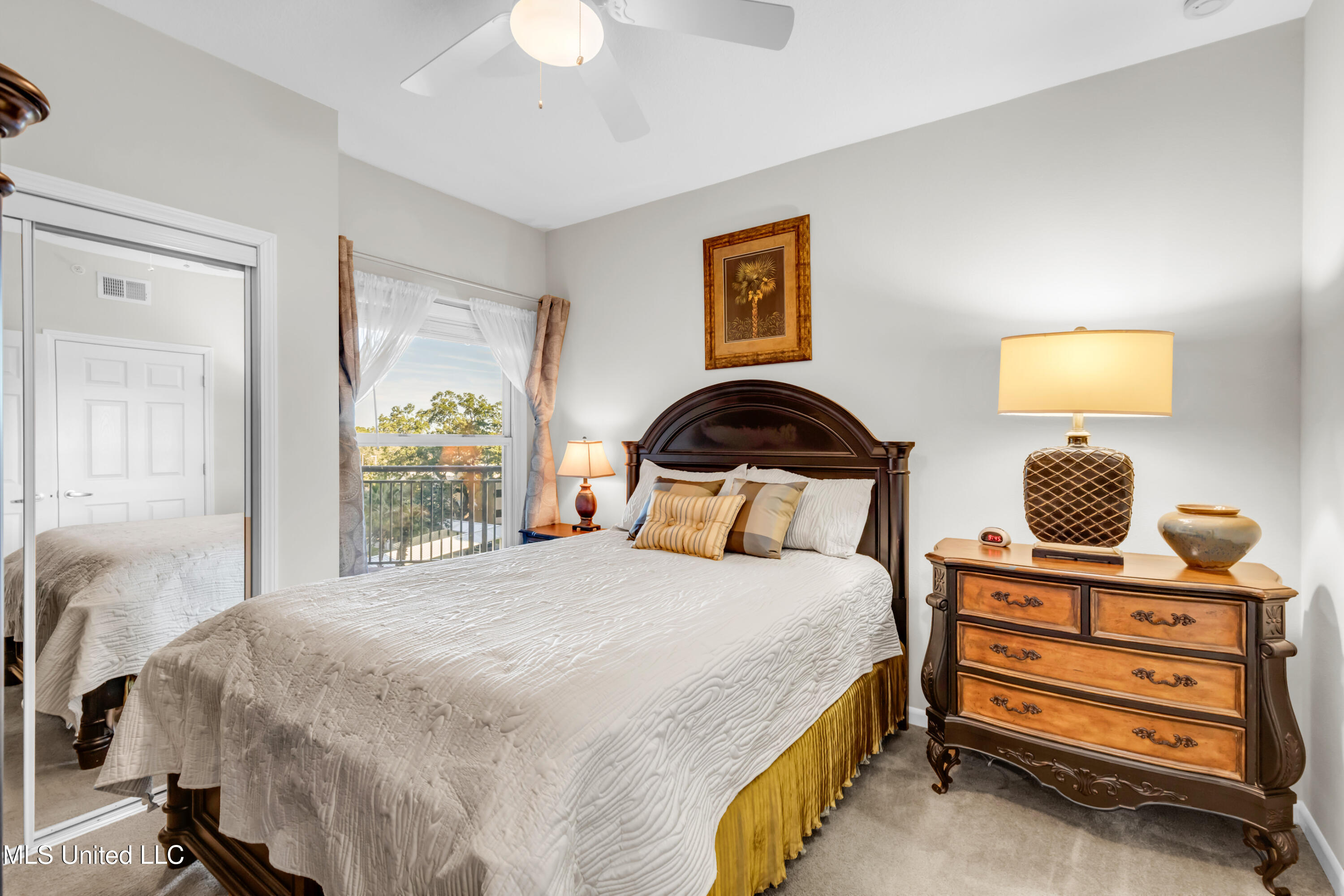 2228 Beach Drive Property Photo 11