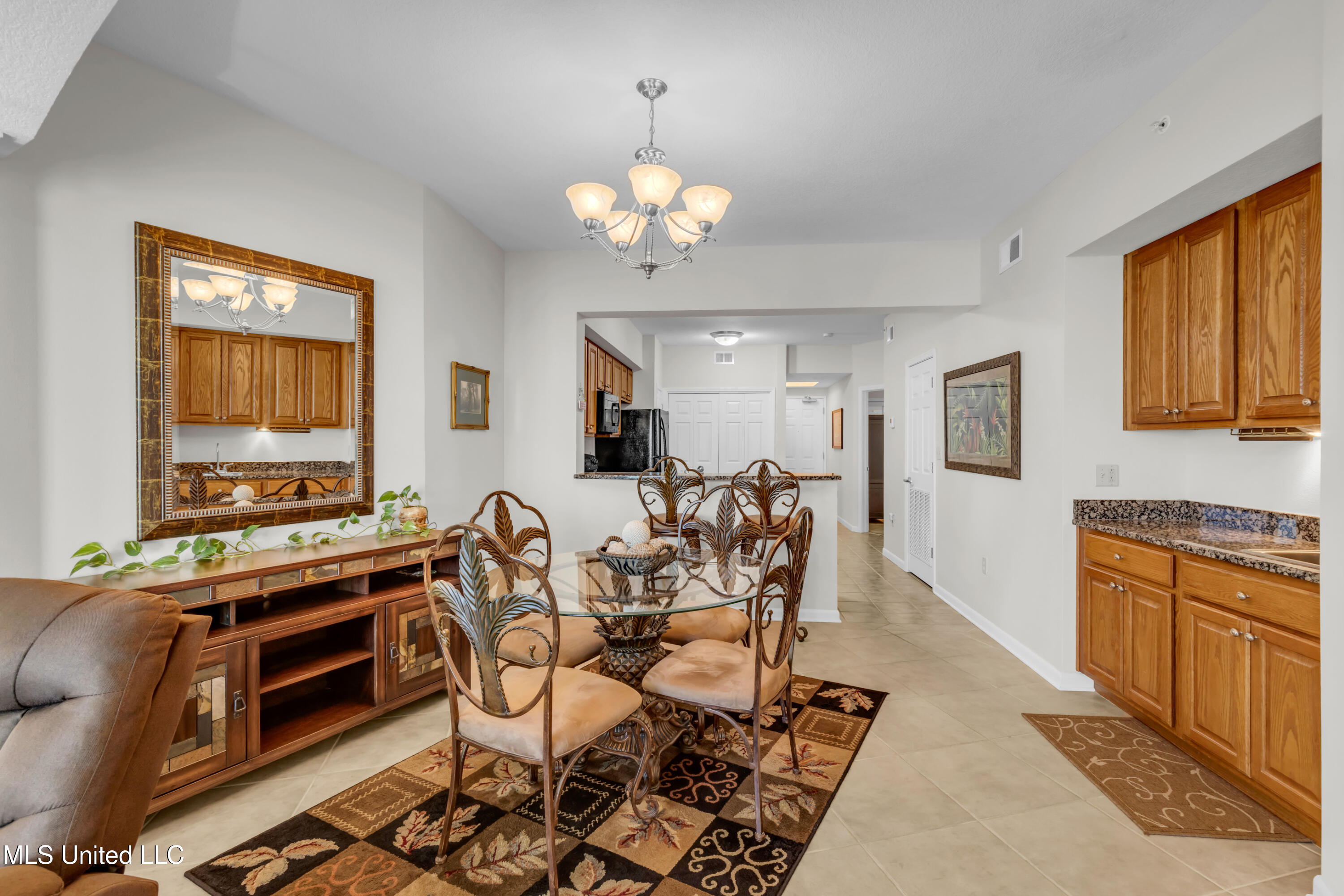 2228 Beach Drive Property Photo 14