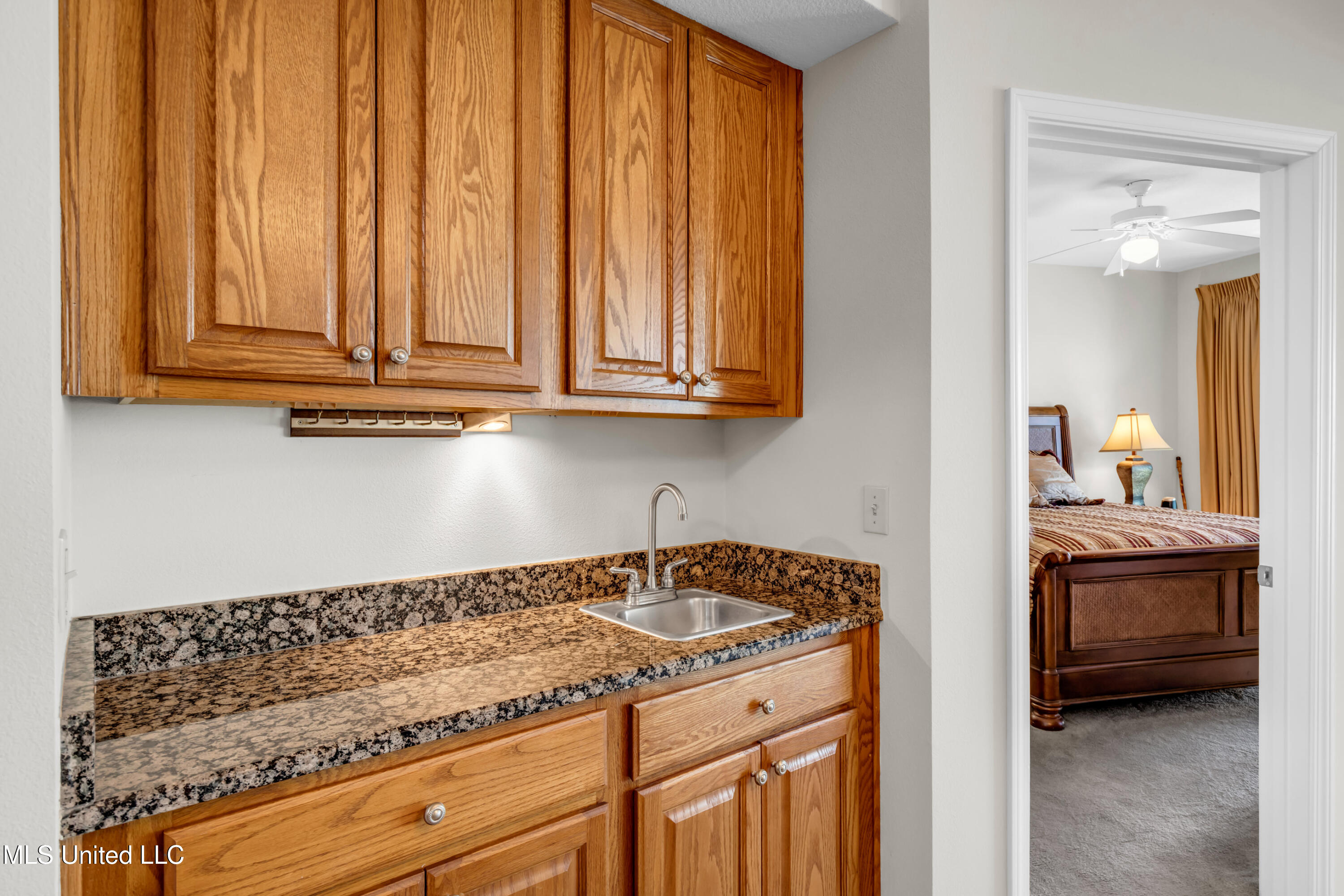 2228 Beach Drive Property Photo 15