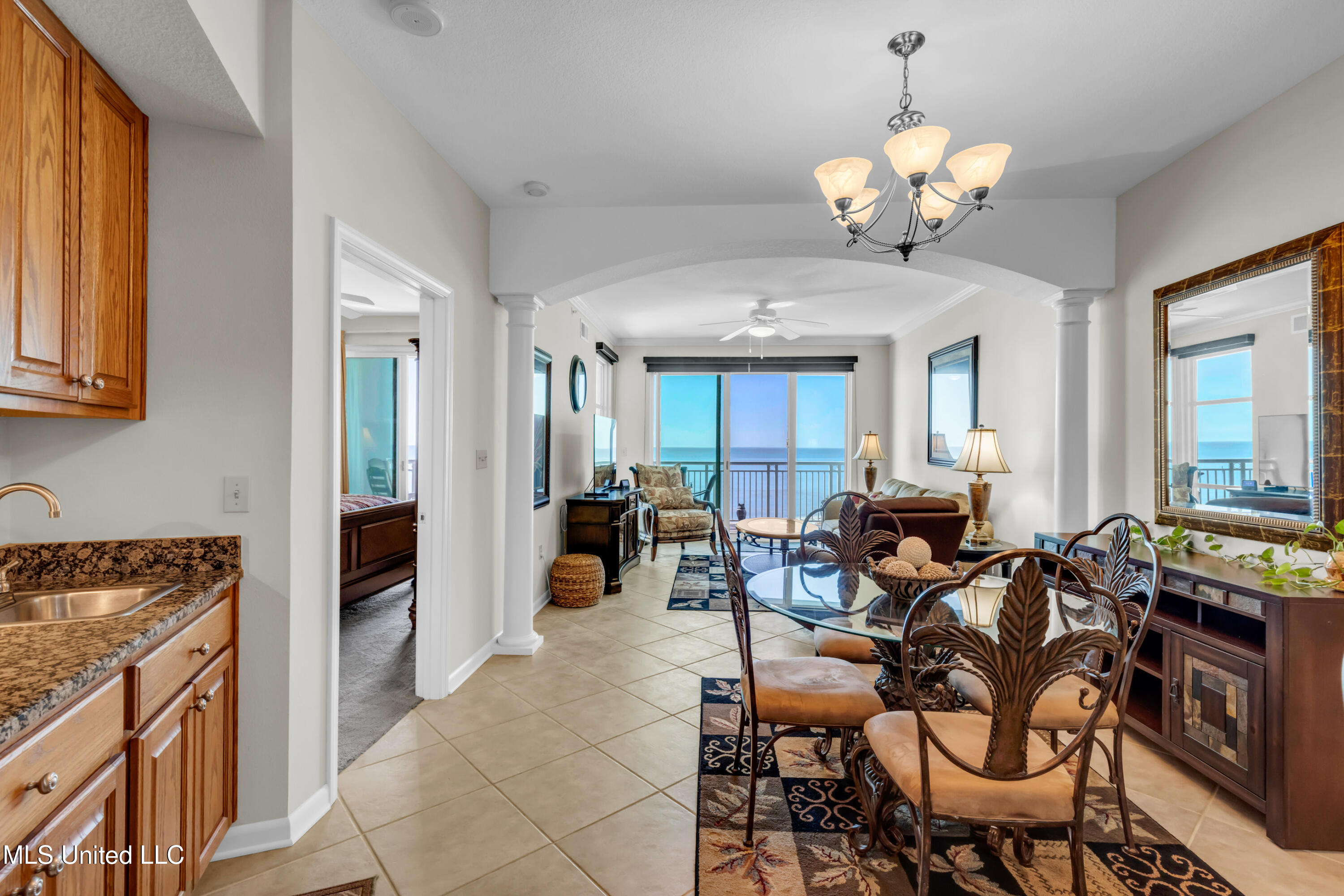 2228 Beach Drive Property Photo 16