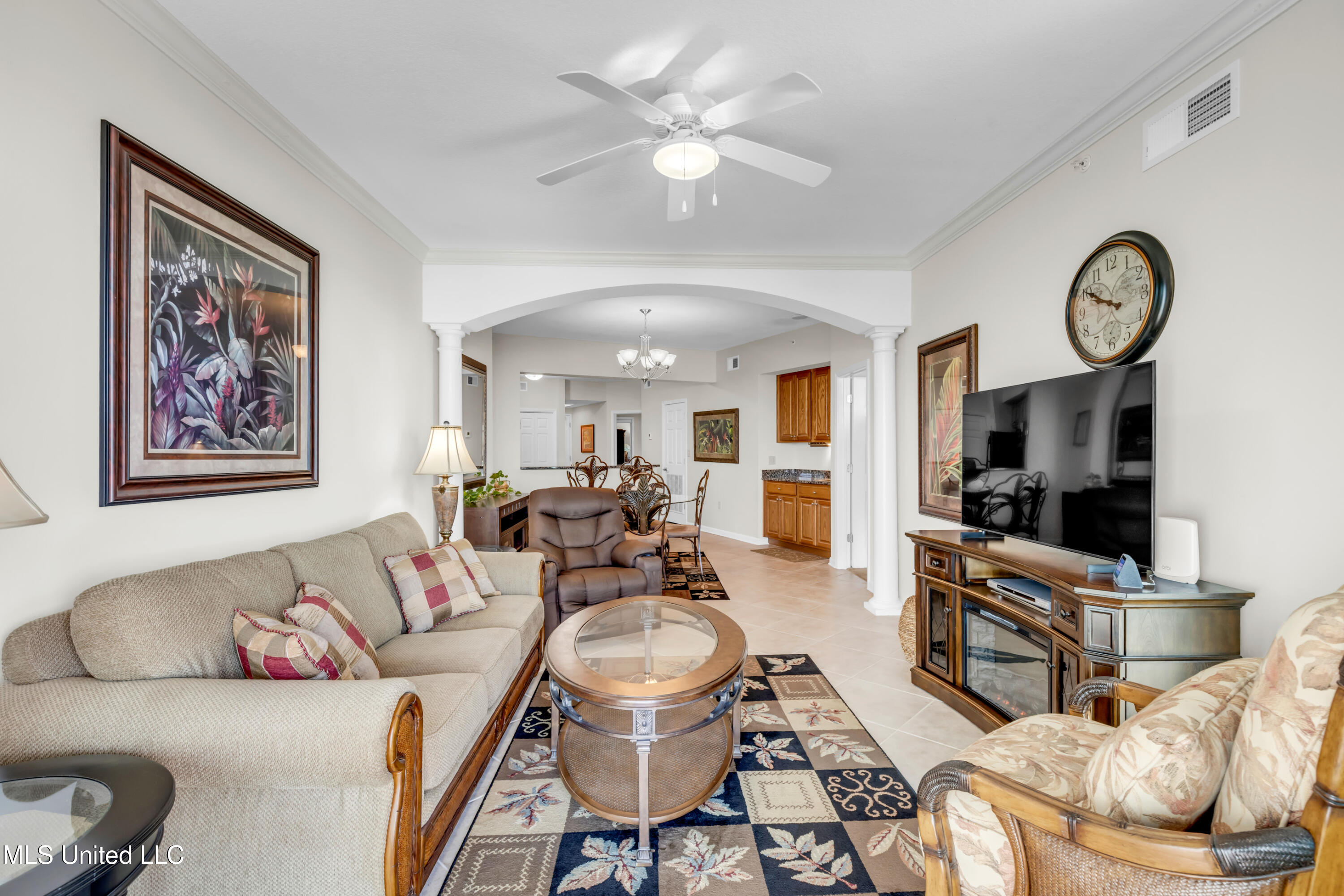 2228 Beach Drive Property Photo 20