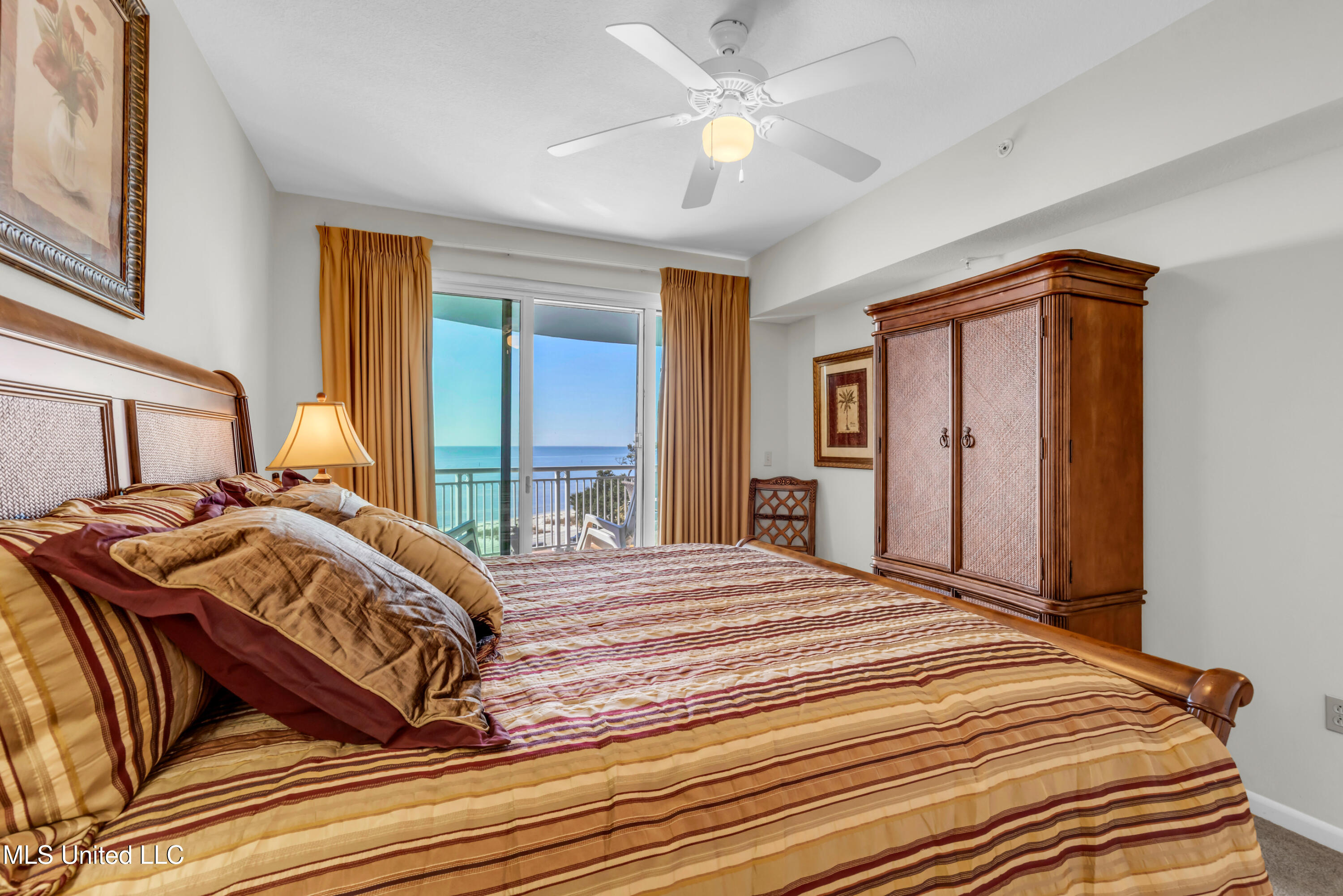 2228 Beach Drive Property Photo 22