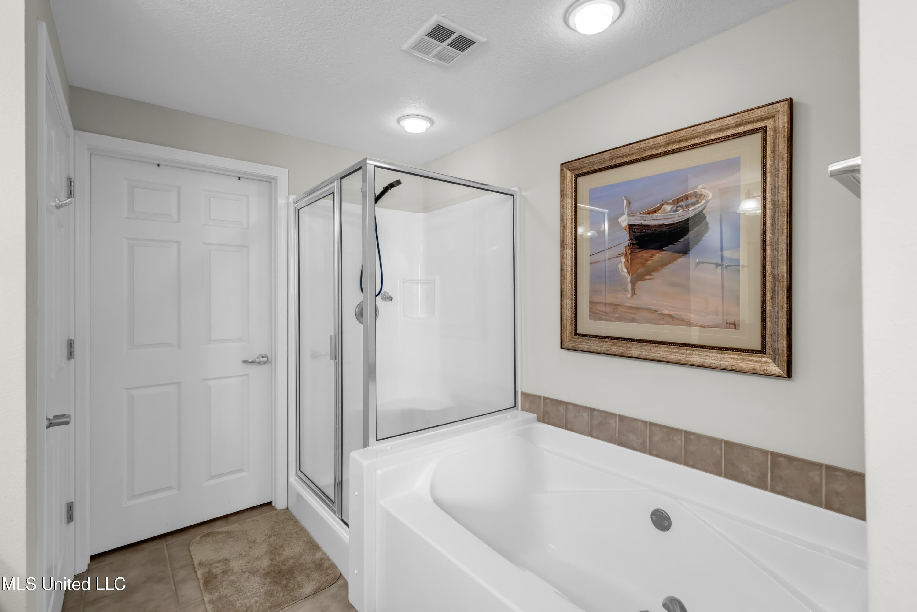 2228 Beach Drive Property Photo 25