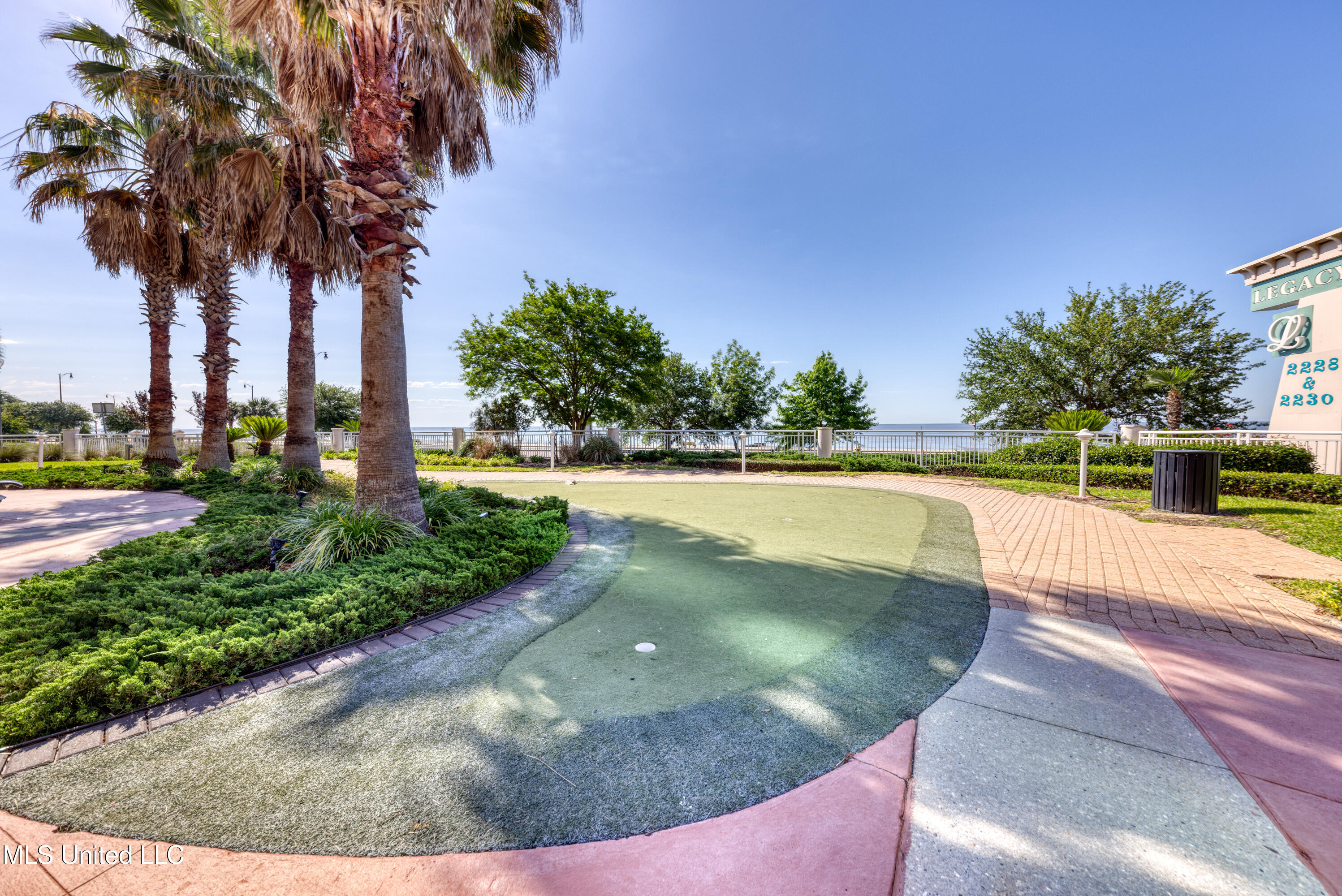 2228 Beach Drive Property Photo 39