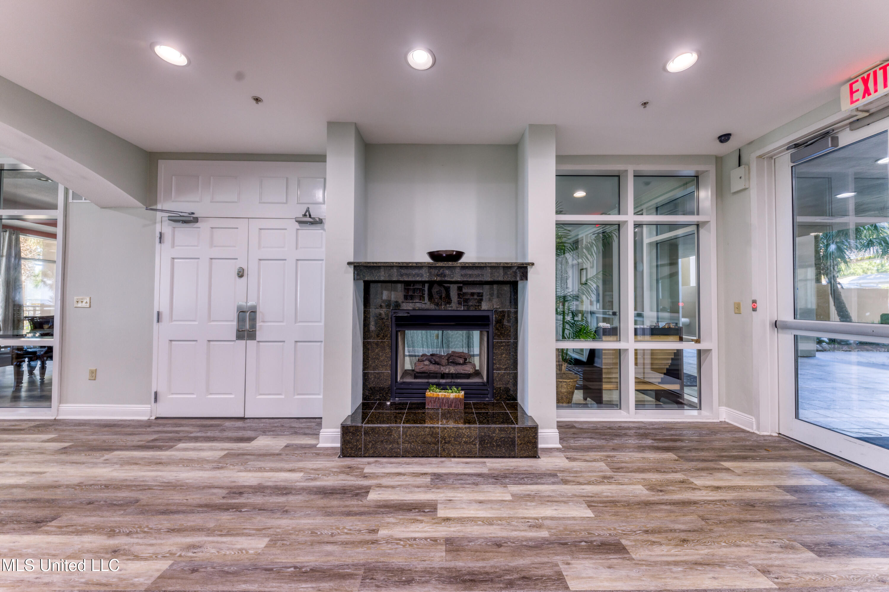 2228 Beach Drive Property Photo 44