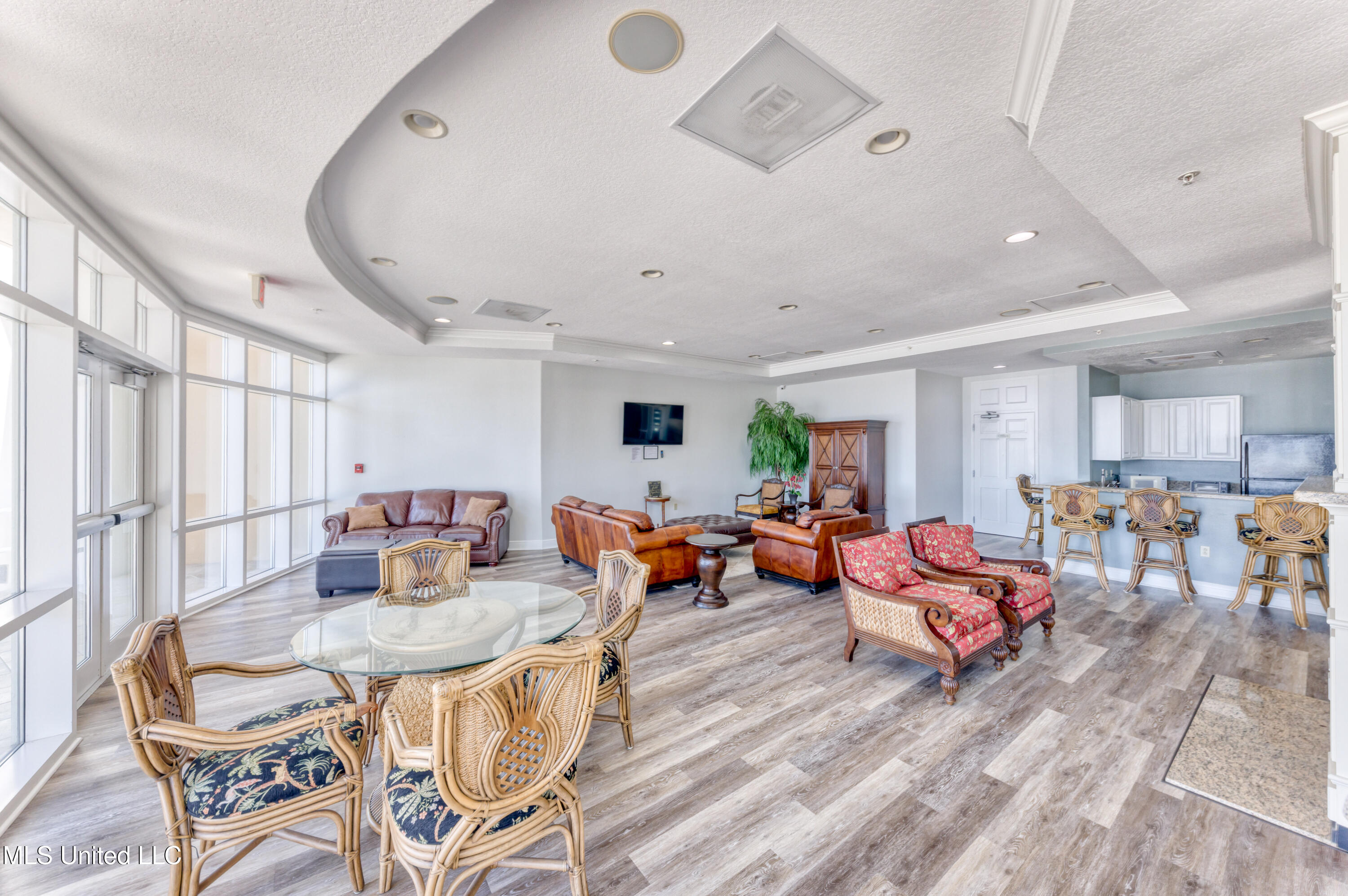 2228 Beach Drive Property Photo 50