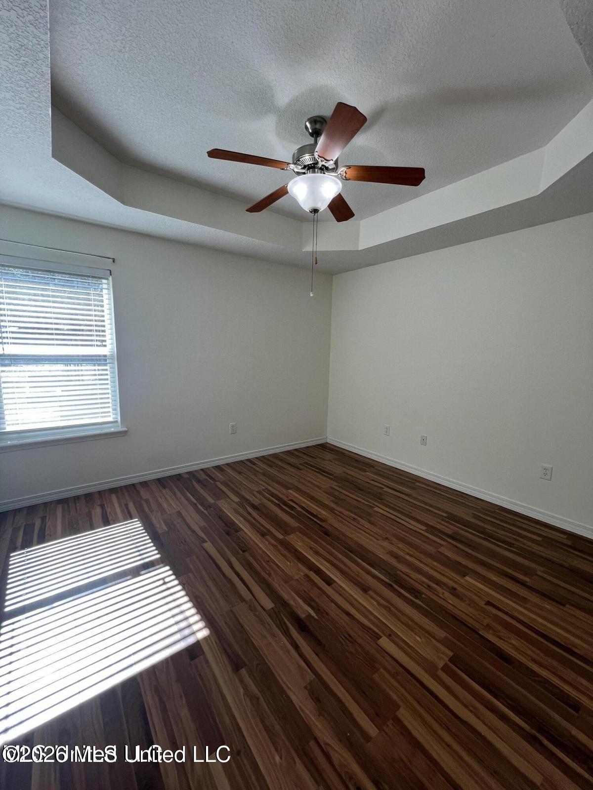 13463 Addison Avenue Property Photo 6