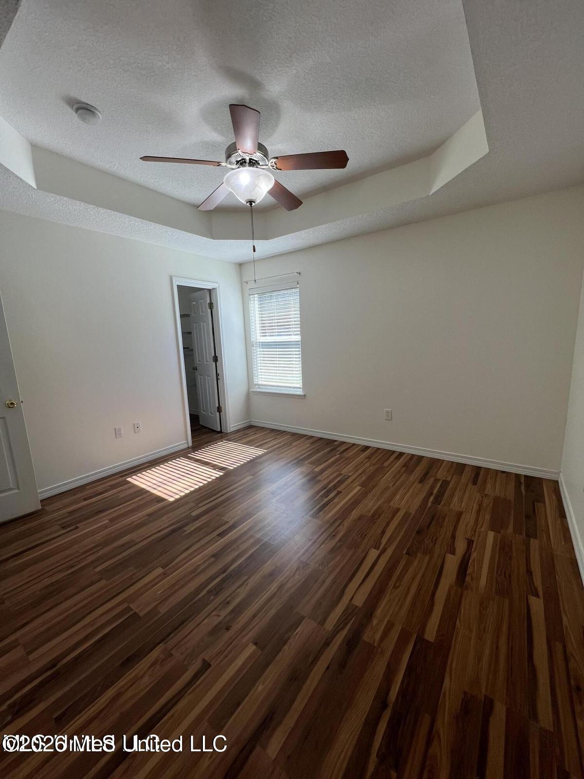 13463 Addison Avenue Property Photo 7