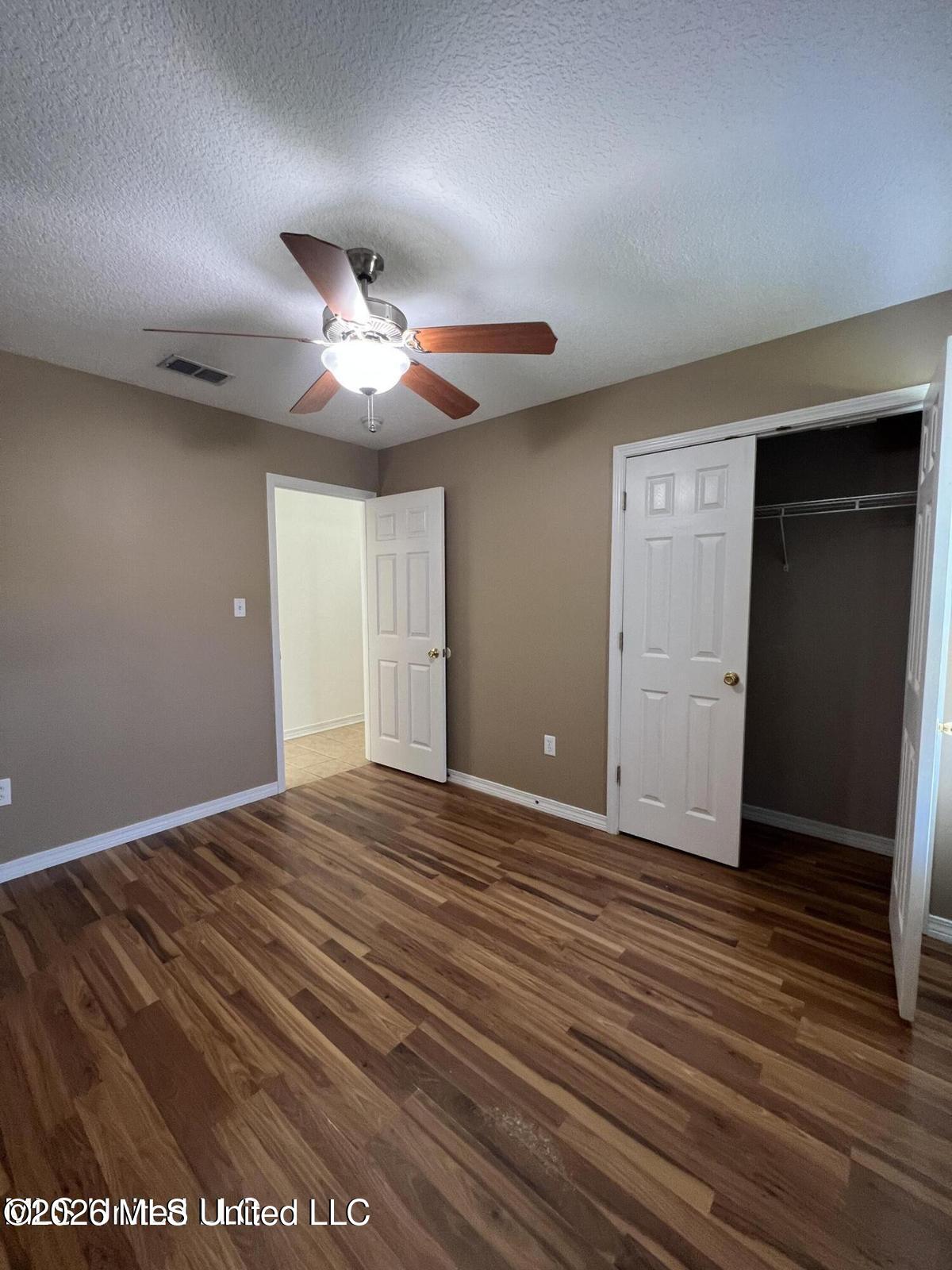 13463 Addison Avenue Property Photo 10