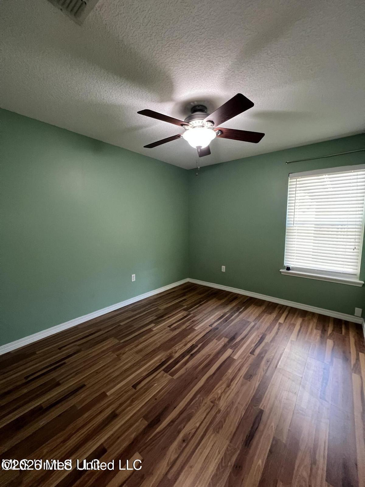 13463 Addison Avenue Property Photo 11