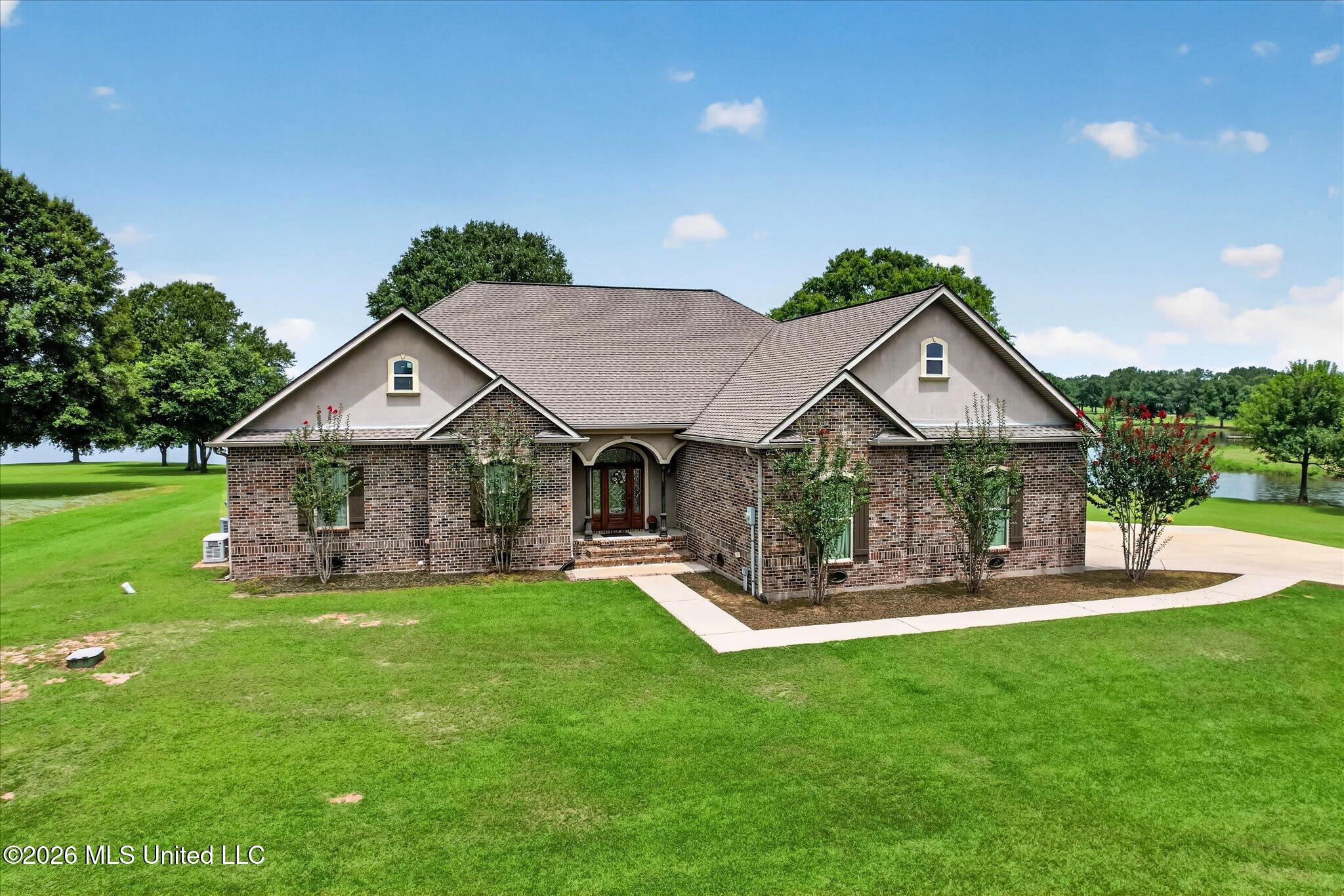 6 Lunker Lane Property Photo 10