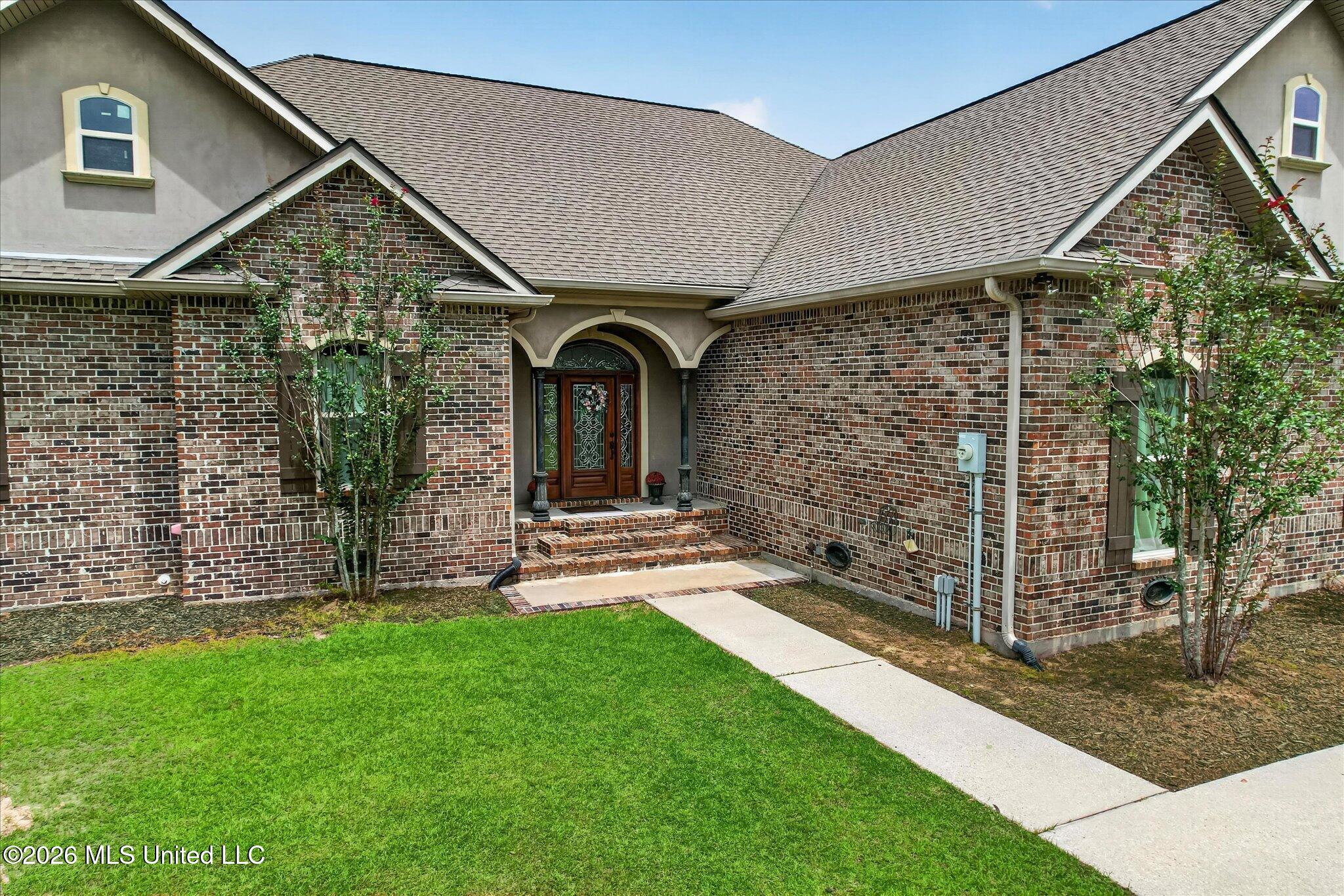 6 Lunker Lane Property Photo 14