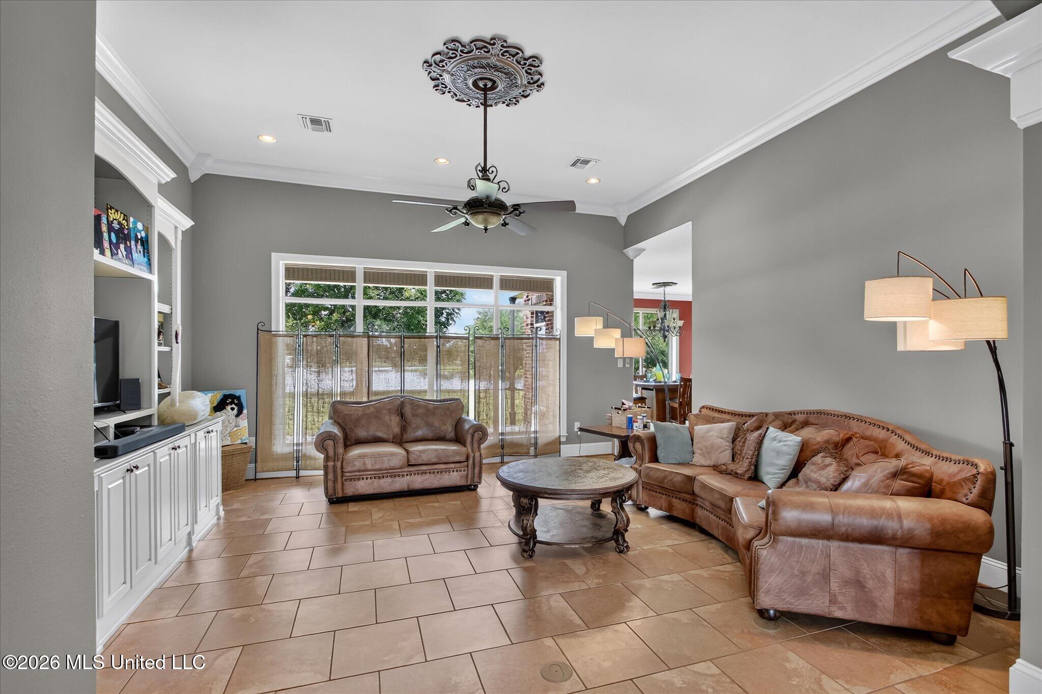 6 Lunker Lane Property Photo 18