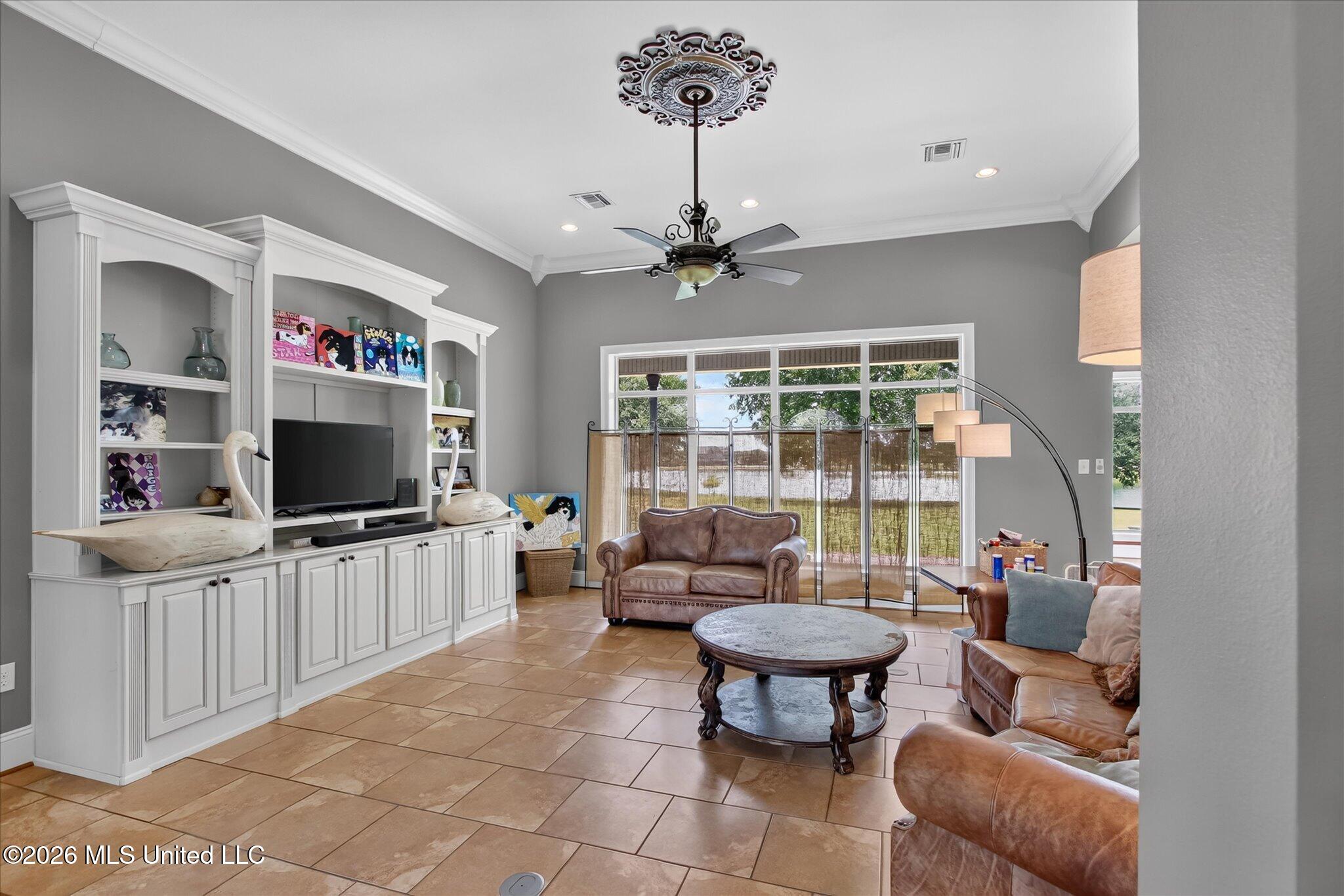 6 Lunker Lane Property Photo 19