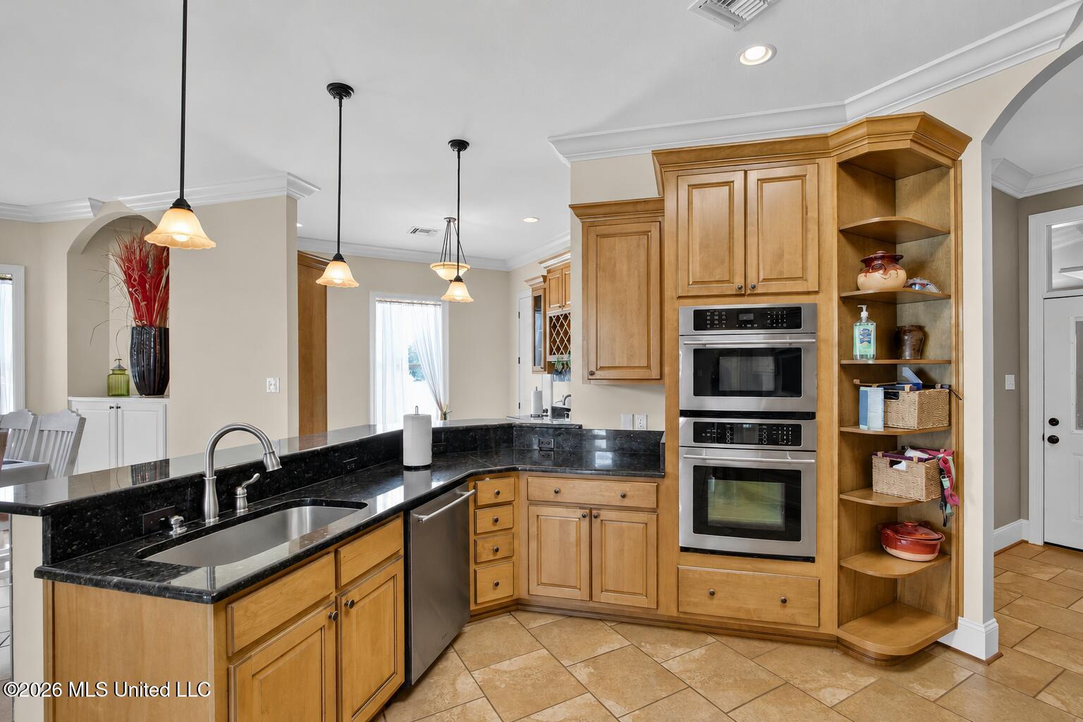 6 Lunker Lane Property Photo 23