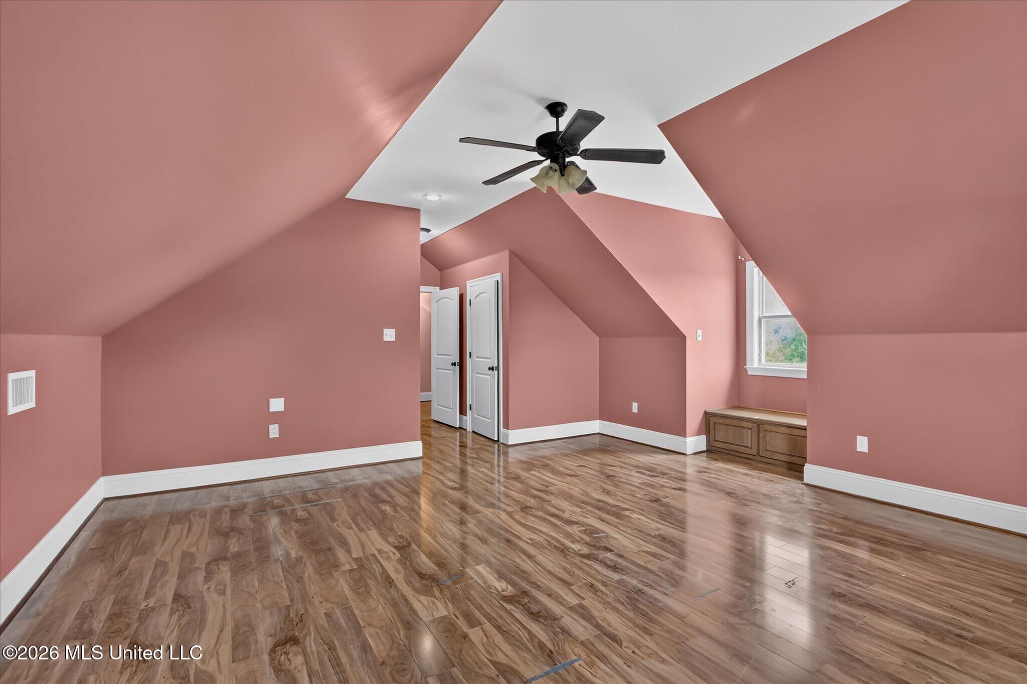 6 Lunker Lane Property Photo 44