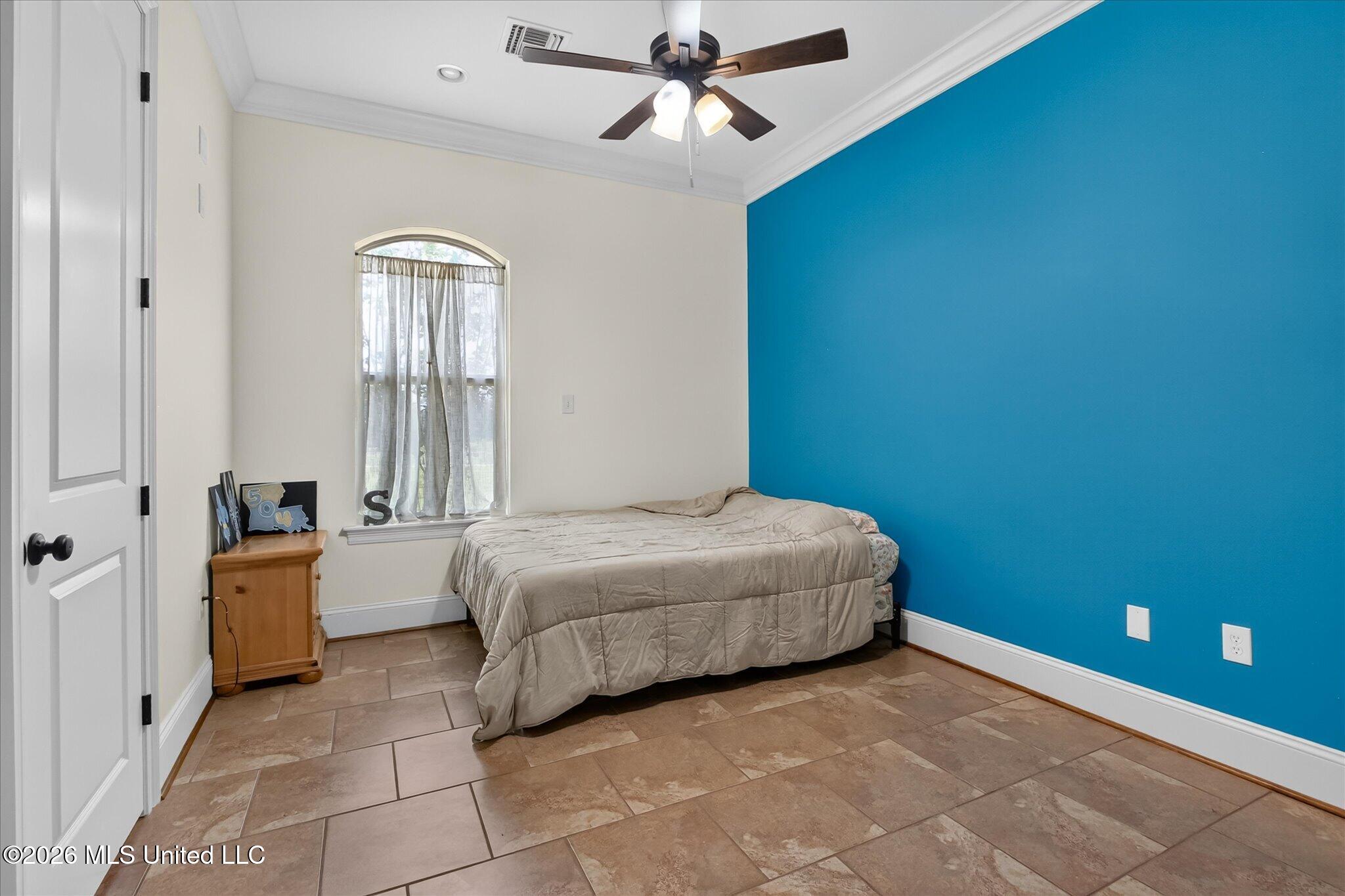 6 Lunker Lane Property Photo 49