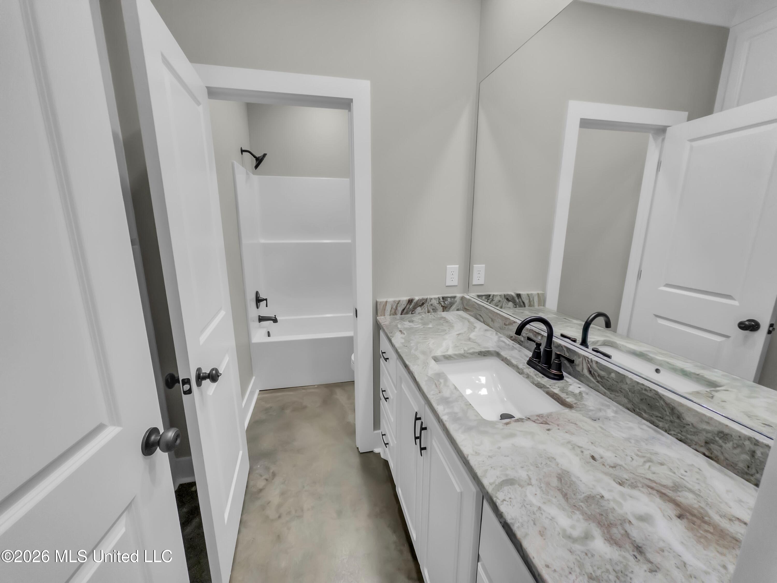 786 Clyde B Road Property Photo 23