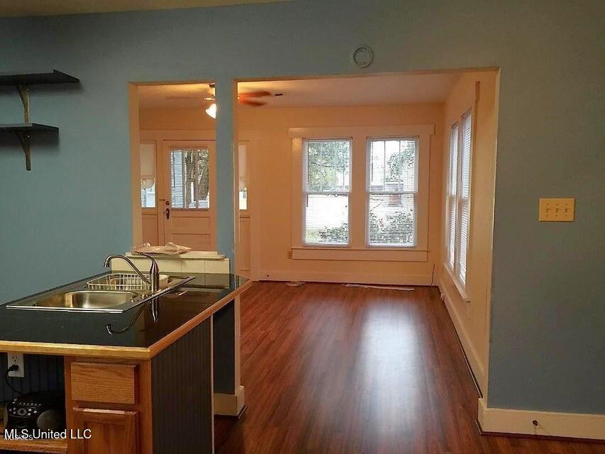 108 N Burke Avenue Property Photo 4