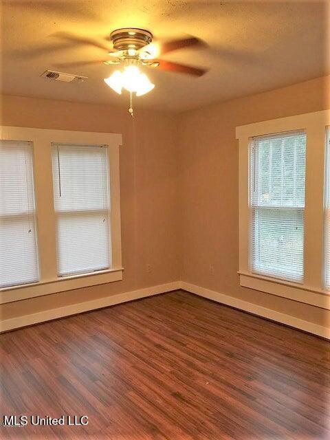 108 N Burke Avenue Property Photo 6