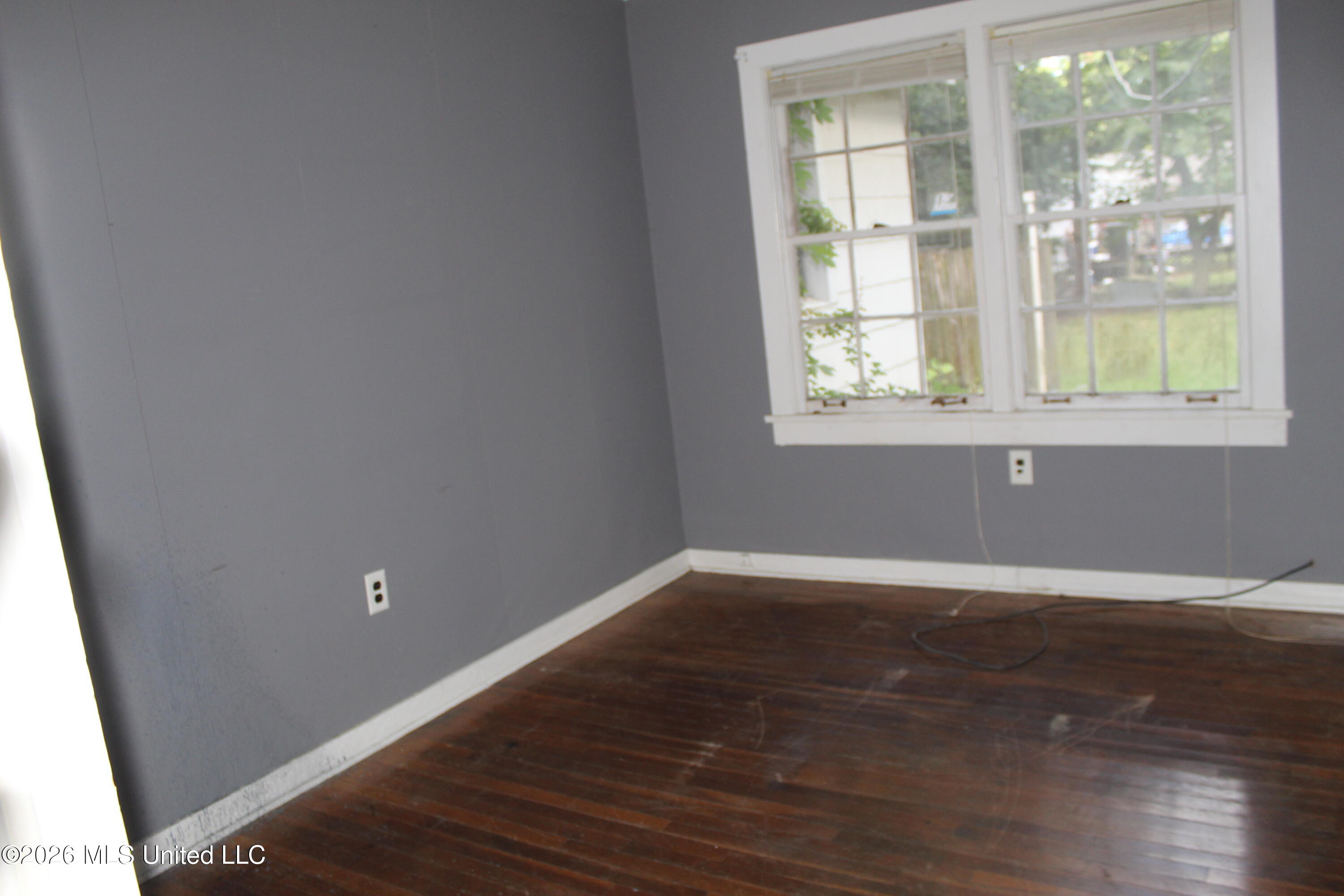 360 W Adams Avenue Property Photo 2