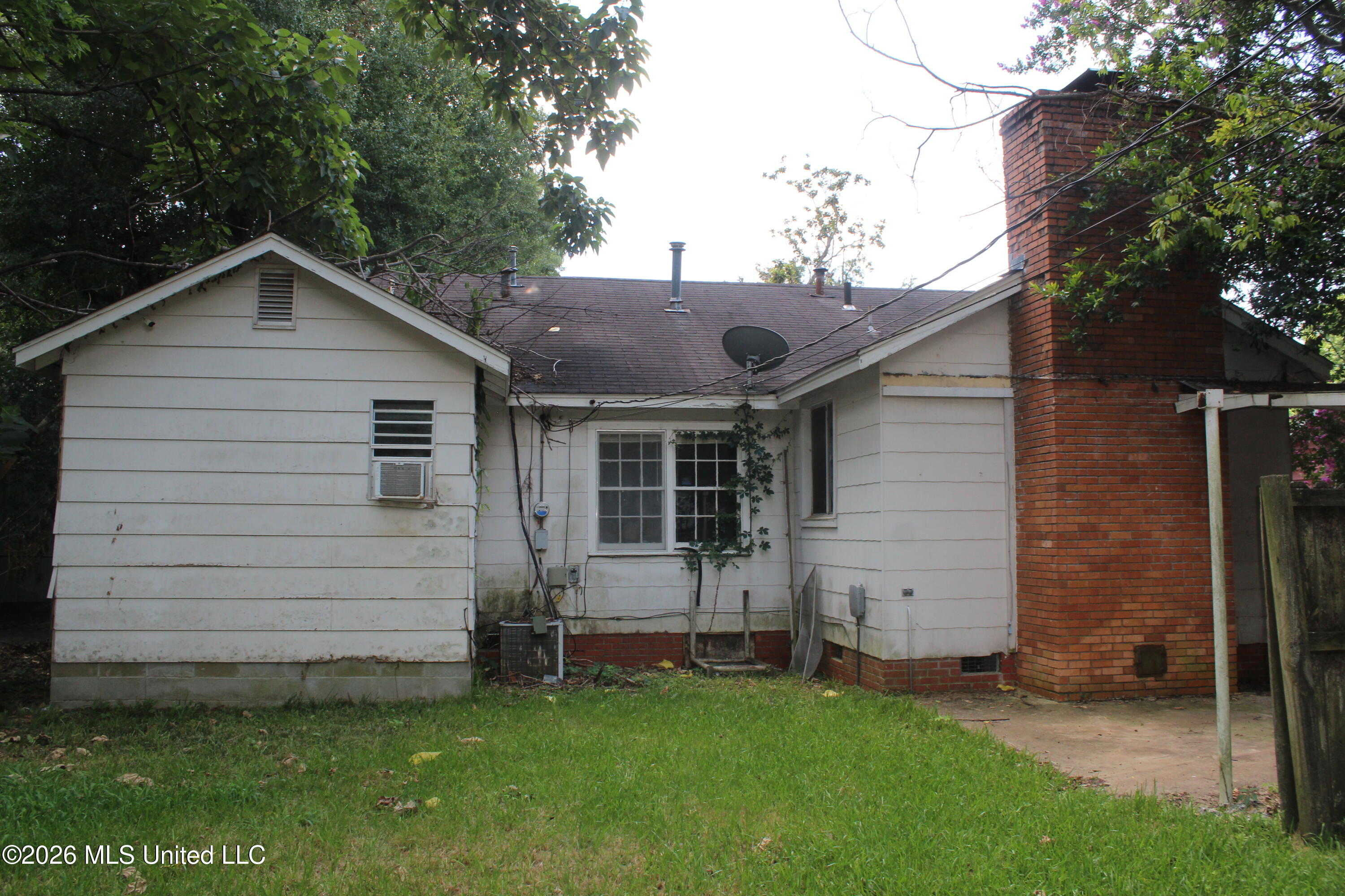 360 W Adams Avenue Property Photo 14