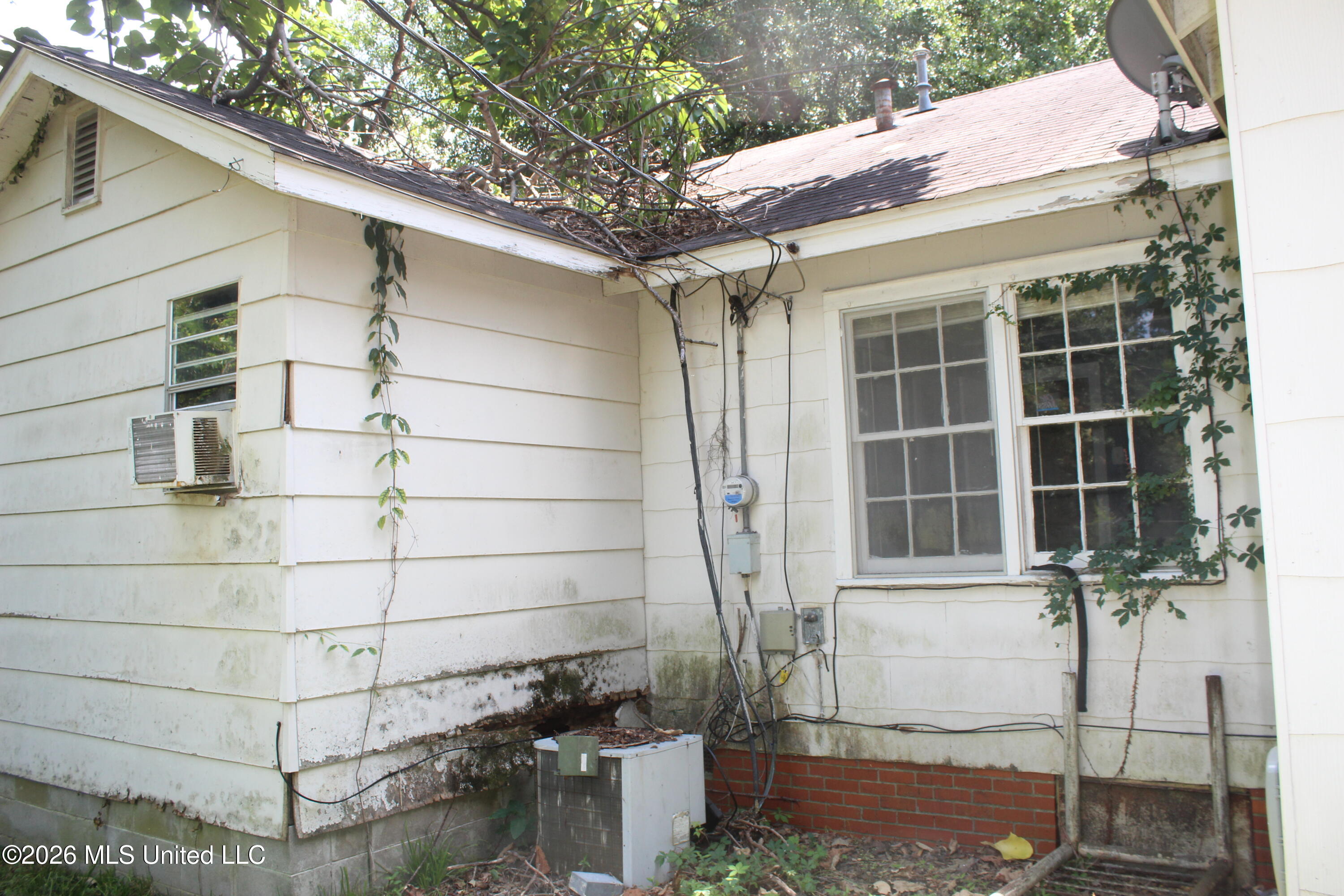 360 W Adams Avenue Property Photo 15